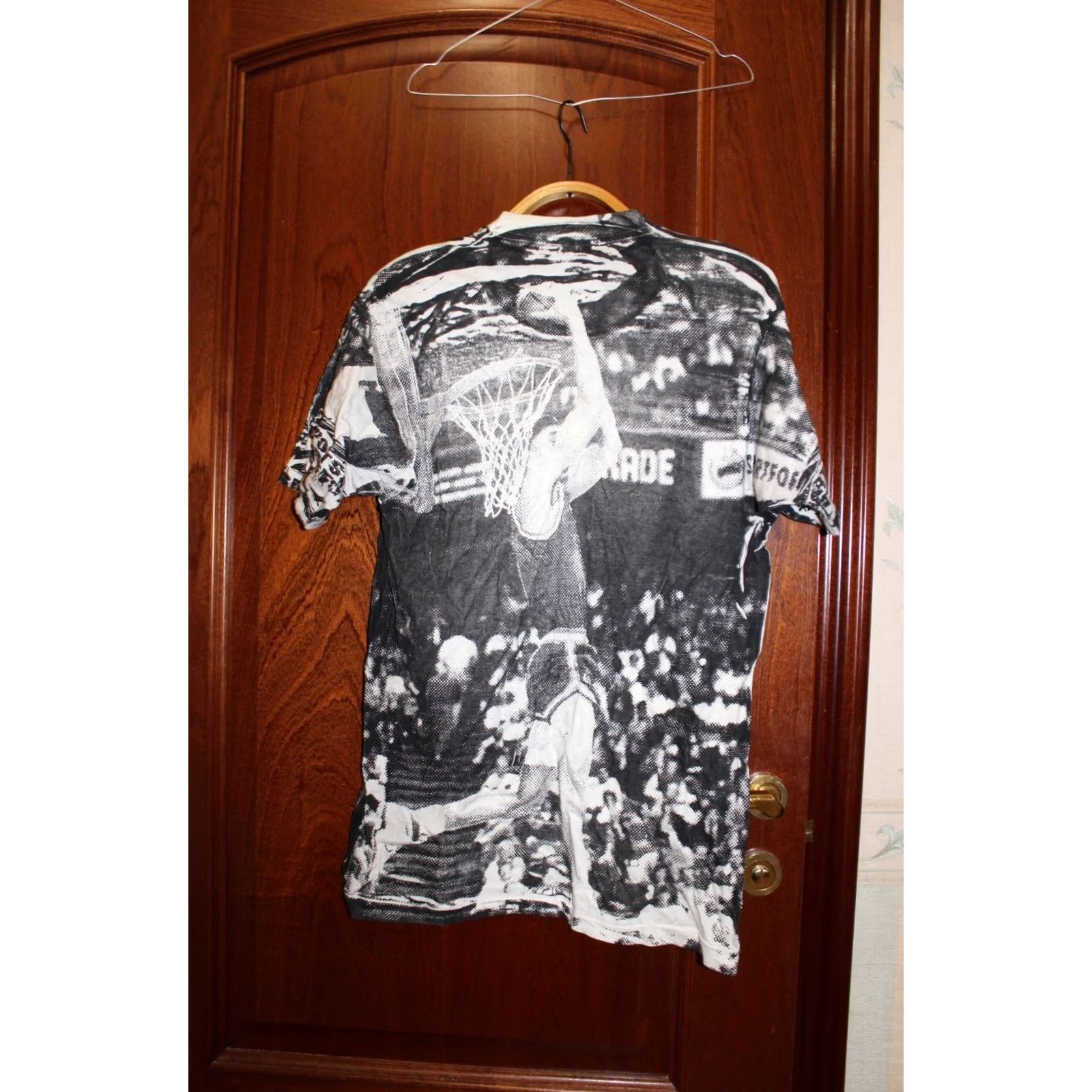 Fruit Of The Loom VINTAGE Florida All Over Print Tee Shirt - L Unisex Adults Shirt 1990s Nike? Size US L / EU 52-54 / 3 - 5 Thumbnail