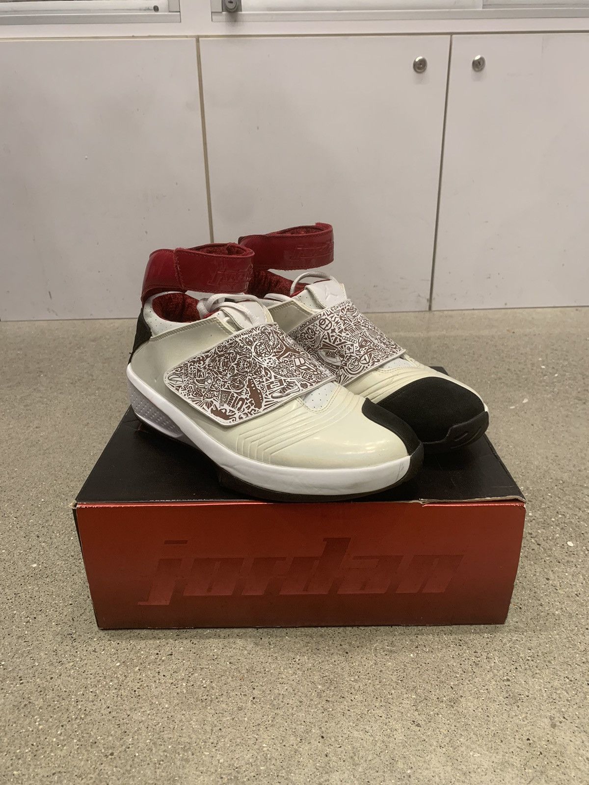image of Air Jordan 20 White And Varsity Red Shoes, Men's (Size 9)