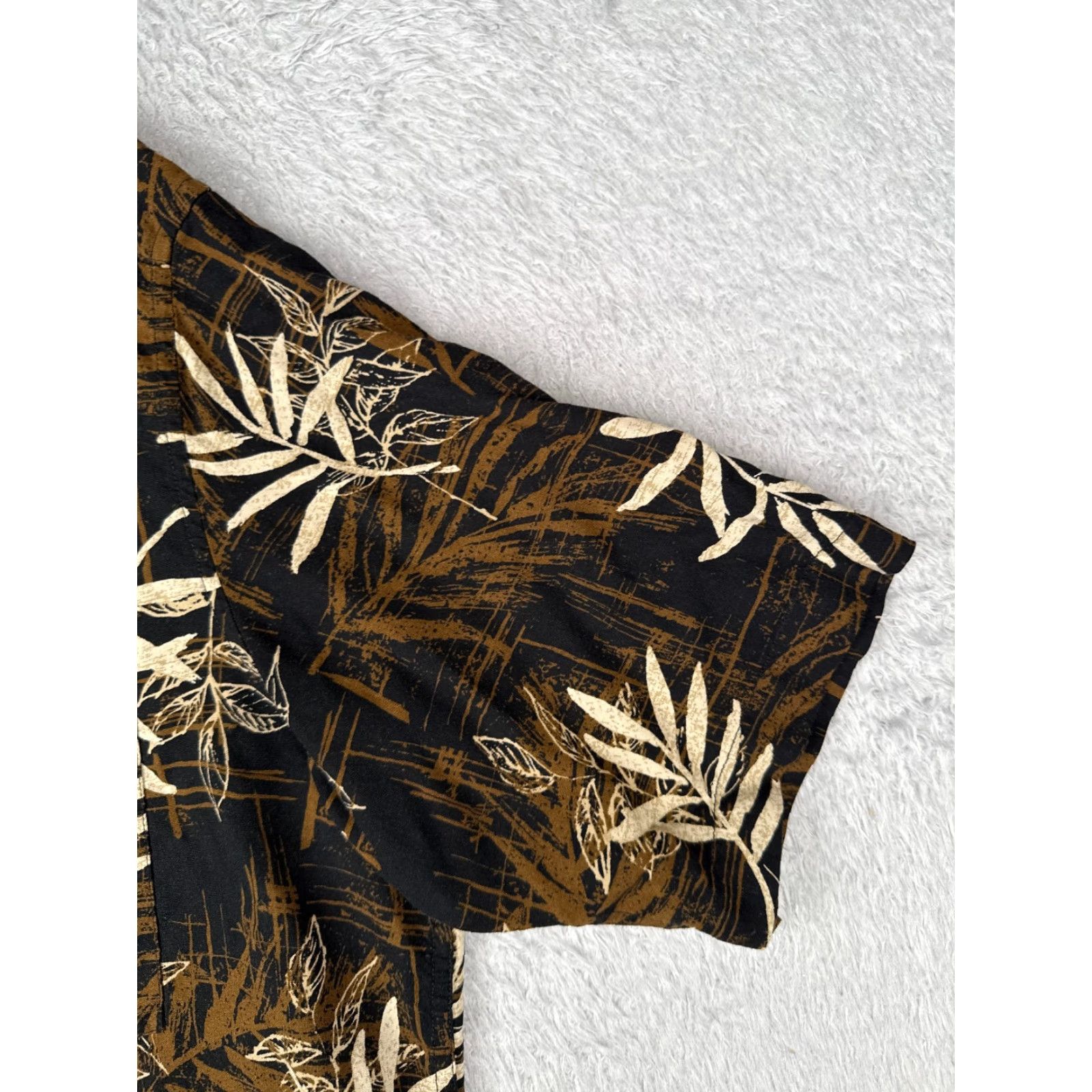 Vintage VINTAGE Axcess Shirt Mens XL Black Floral Leaf Hawaiian Button-Up Rayon Size US XL / EU 56 / 4 - 2 Thumbnail