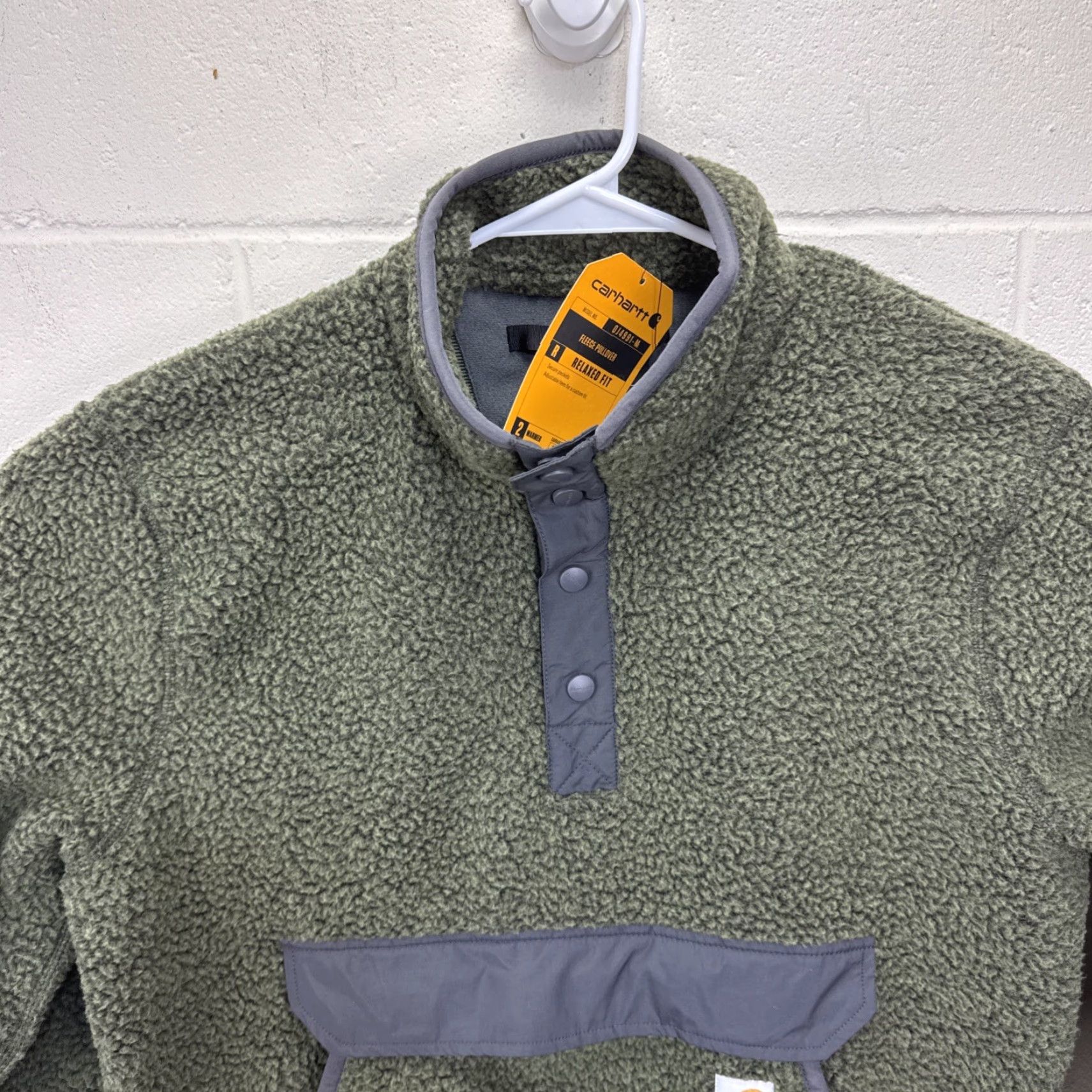 Carhartt Carhartt Men’s Relaxed Fit Fleece Pullover Sweater 0J4991 Green M Medium Sweatshirt Pullover Outdoor Hiking Winter Fall Spring Mens Green Size US M / EU 48-50 / 2 - 5 Thumbnail