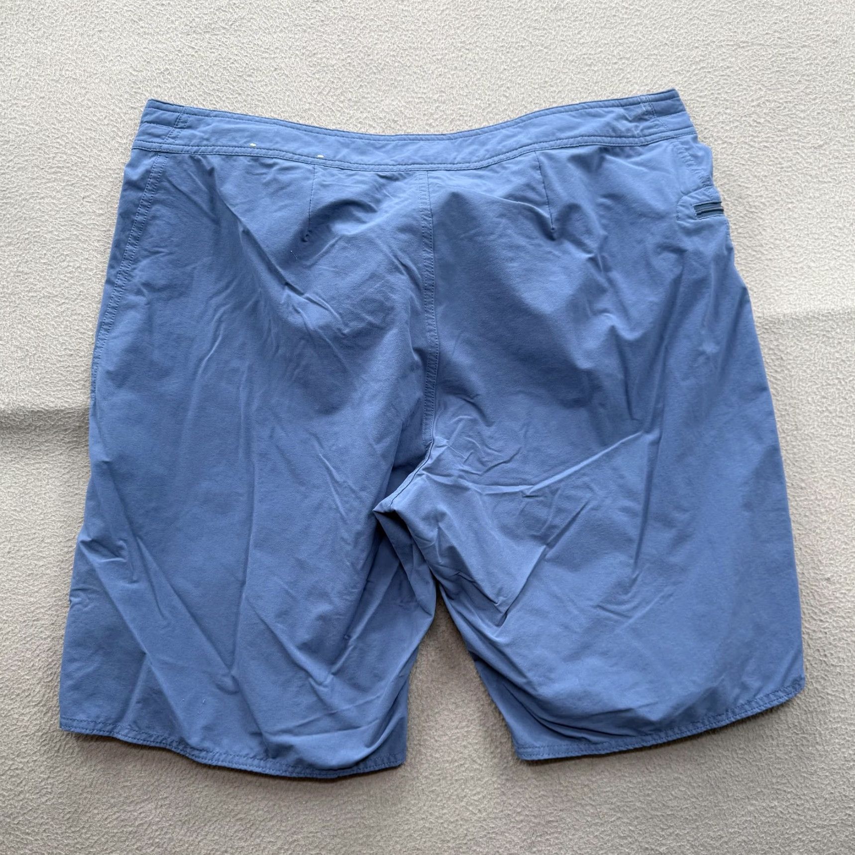 Patagonia Patagonia Board Shorts Mens 38 Blue Solid Swim Trunks Zip Pocket UnLined Stretch Size US 38 / EU 54 - 2 Thumbnail