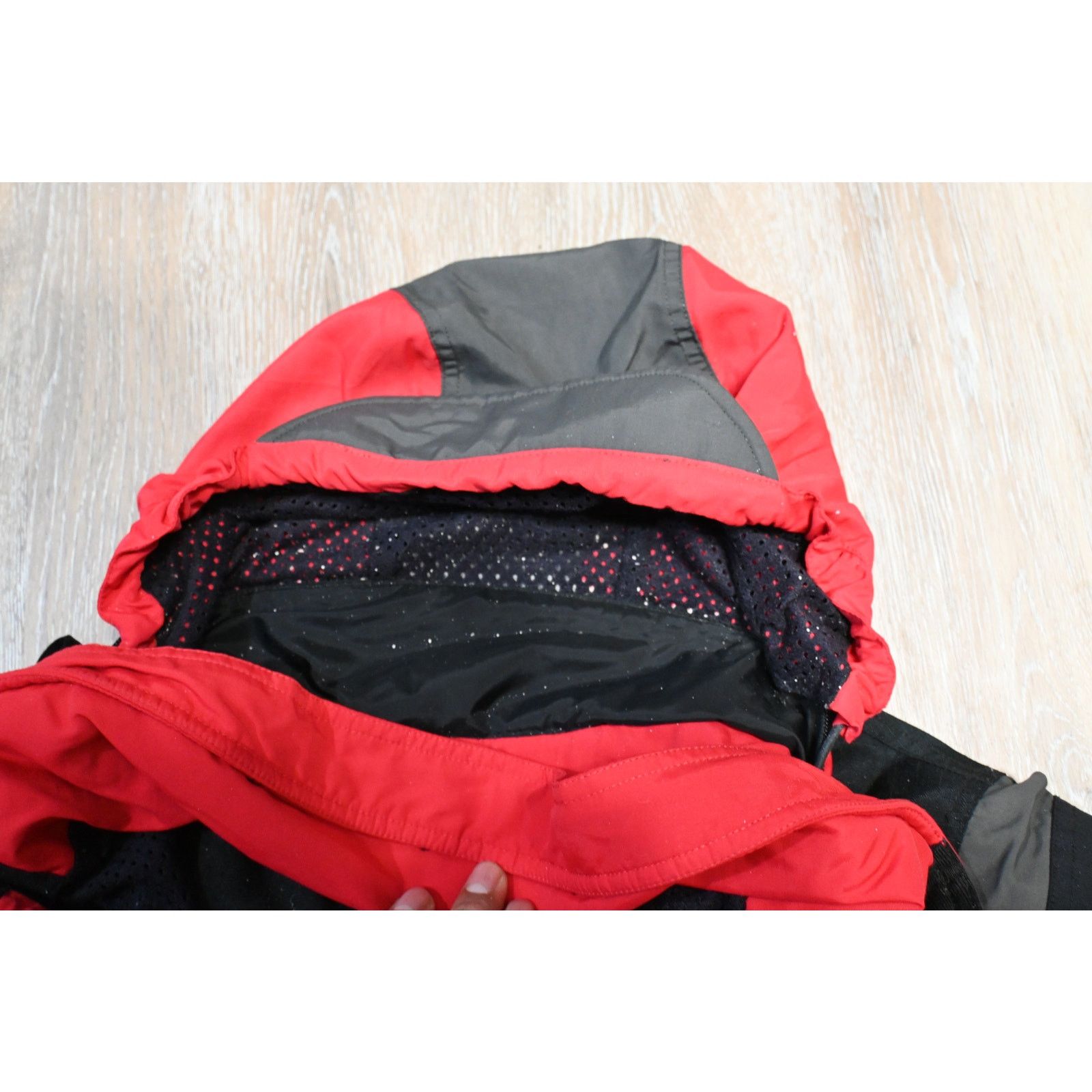 The North Face The North Face Vintage Anorak Jacket Mens Medium Red Black Size US M / EU 48-50 / 2 - 7 Thumbnail