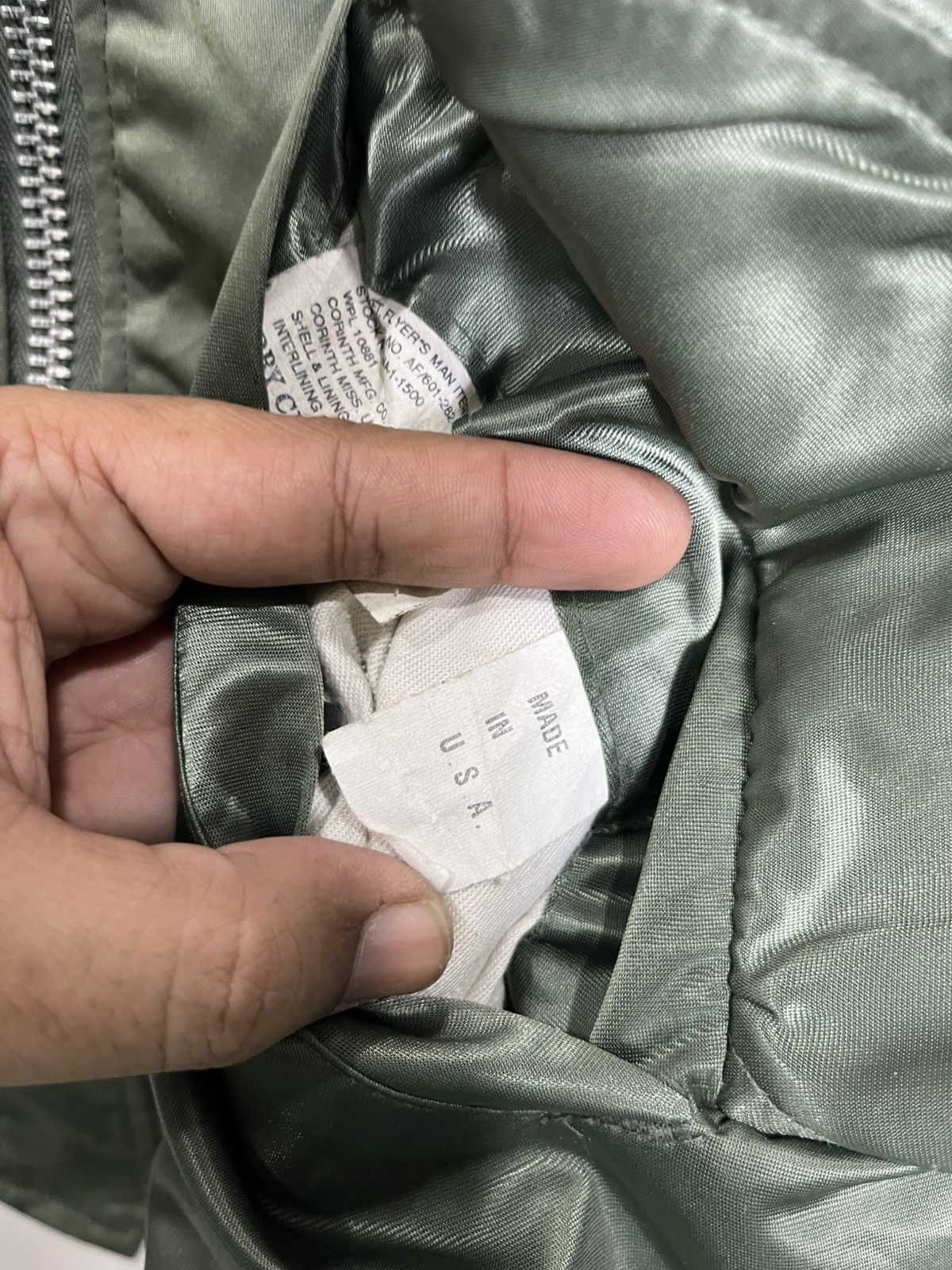 Vintage Vintage Jacket Flyers itermediate MA-1 Riversible Distressed Size US L / EU 52-54 / 3 - 8 Thumbnail