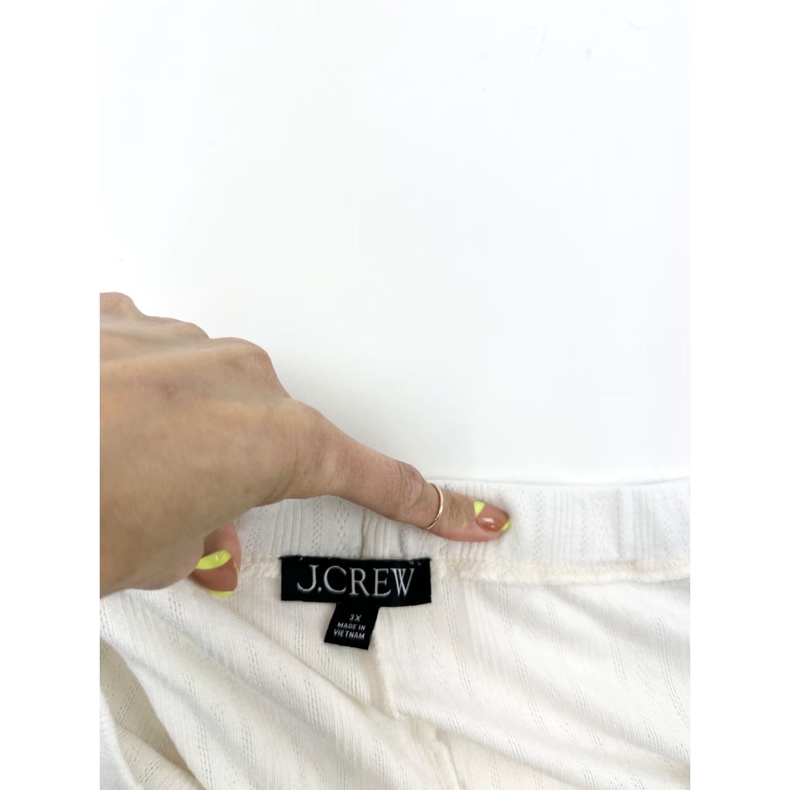 J.Crew VINTAGE J.Crew Women's Pajama Shorts Plus 3X Ivory Sleepwear 2" Inseam Size 40" / US 18 - 3 Thumbnail