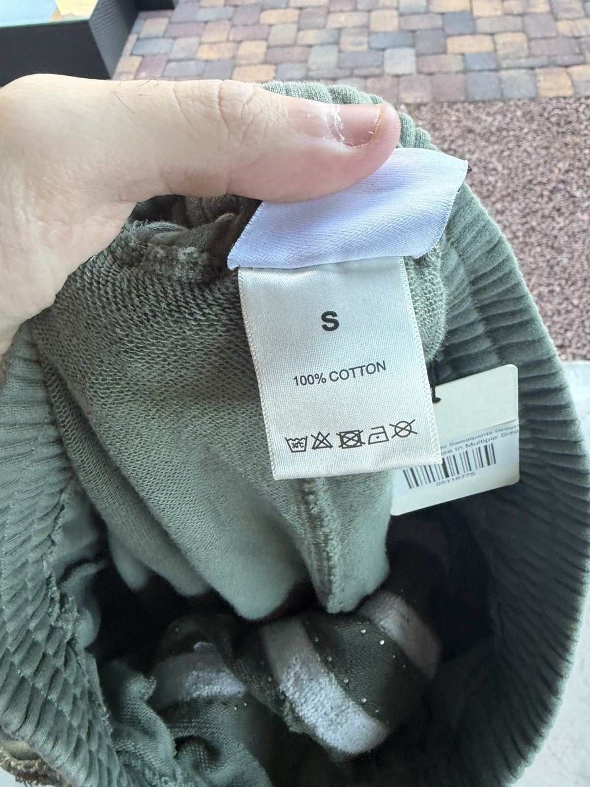 Vale Vale Forever Green Skittle Sweatpants Size Small NWT Size US 30 / EU 46 - 8 Thumbnail