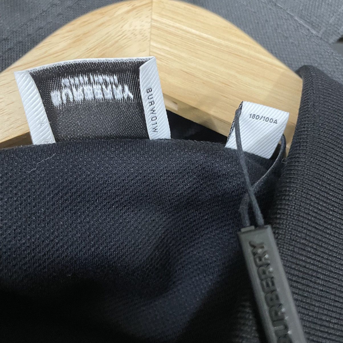 Burberry BURBERRY BT Size US M / EU 48-50 / 2 - 6 Thumbnail