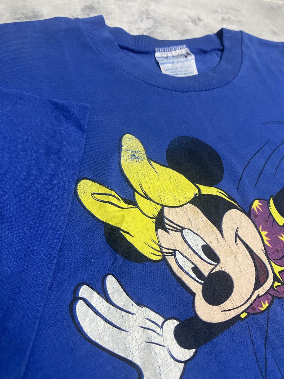 Vintage 80s Mickey Mouse Walt Disney Cartoon Tee Size US L / EU 52-54 / 3 - 6 Thumbnail