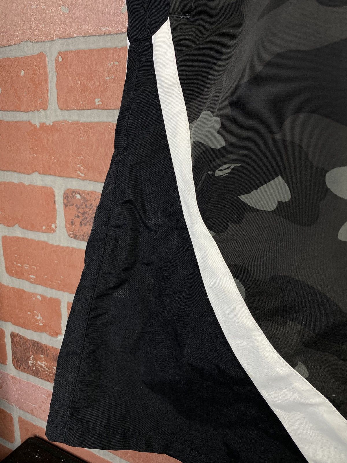 Bape A Bathing Ape Black Camo Bape Shorts Fits XLarge Size US 36 / EU 52 - 14 Thumbnail