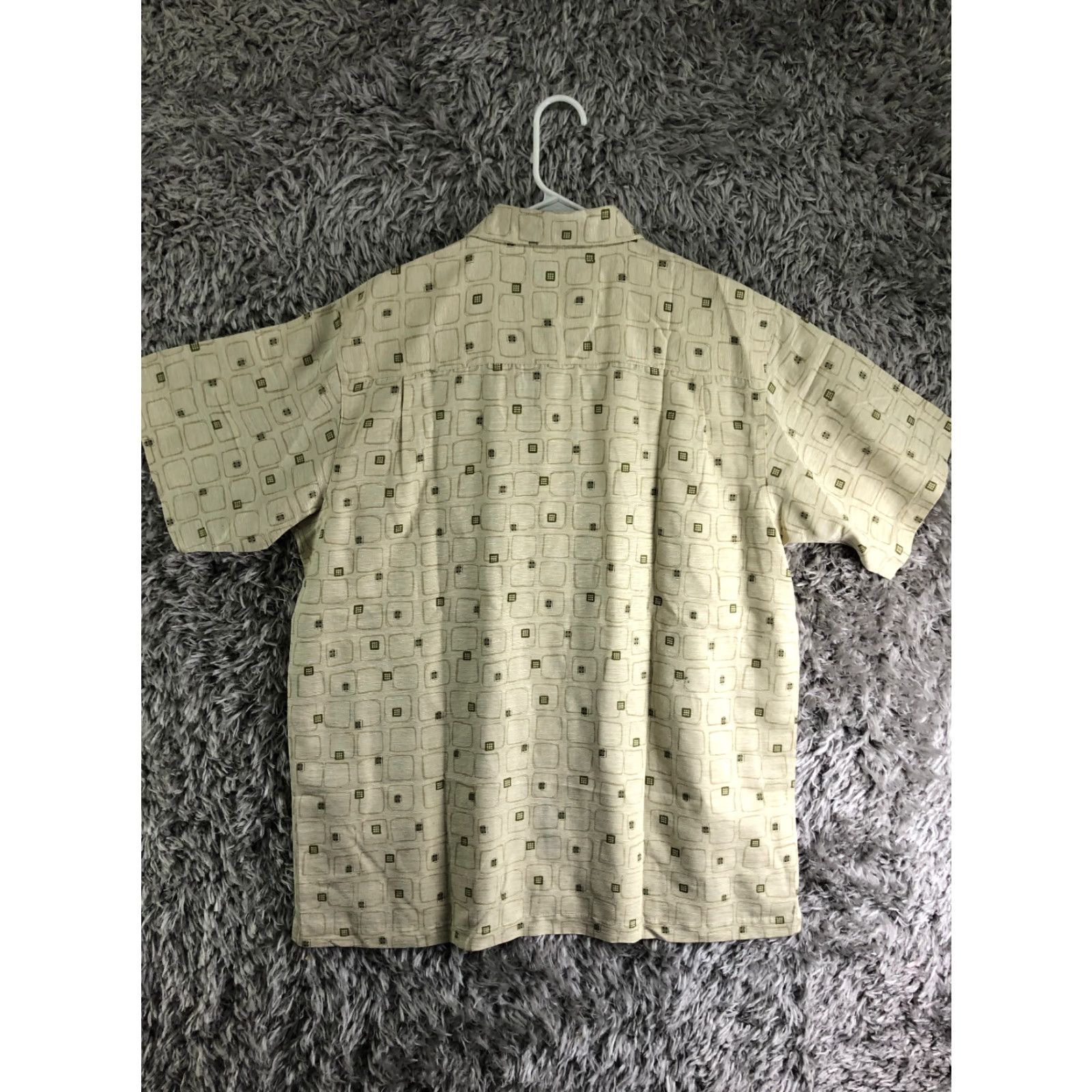 Marcs Marc Edwards Silk Button-Up Shirt Mens Large Beige Short Sleeve Point Collar Regular Fit Geometric Pattern"} Size US L / EU 52-54 / 3 - 6 Thumbnail