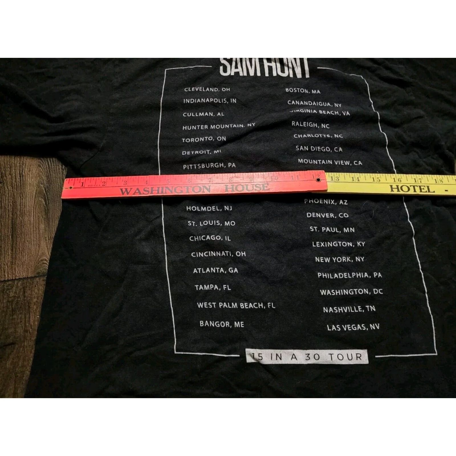 Vintage Sam Hunt Concert T Shirt Mens Black Short Sleeve M Music Tour Double Sided Cotton Blend Size US M / EU 48-50 / 2 - 4 Thumbnail
