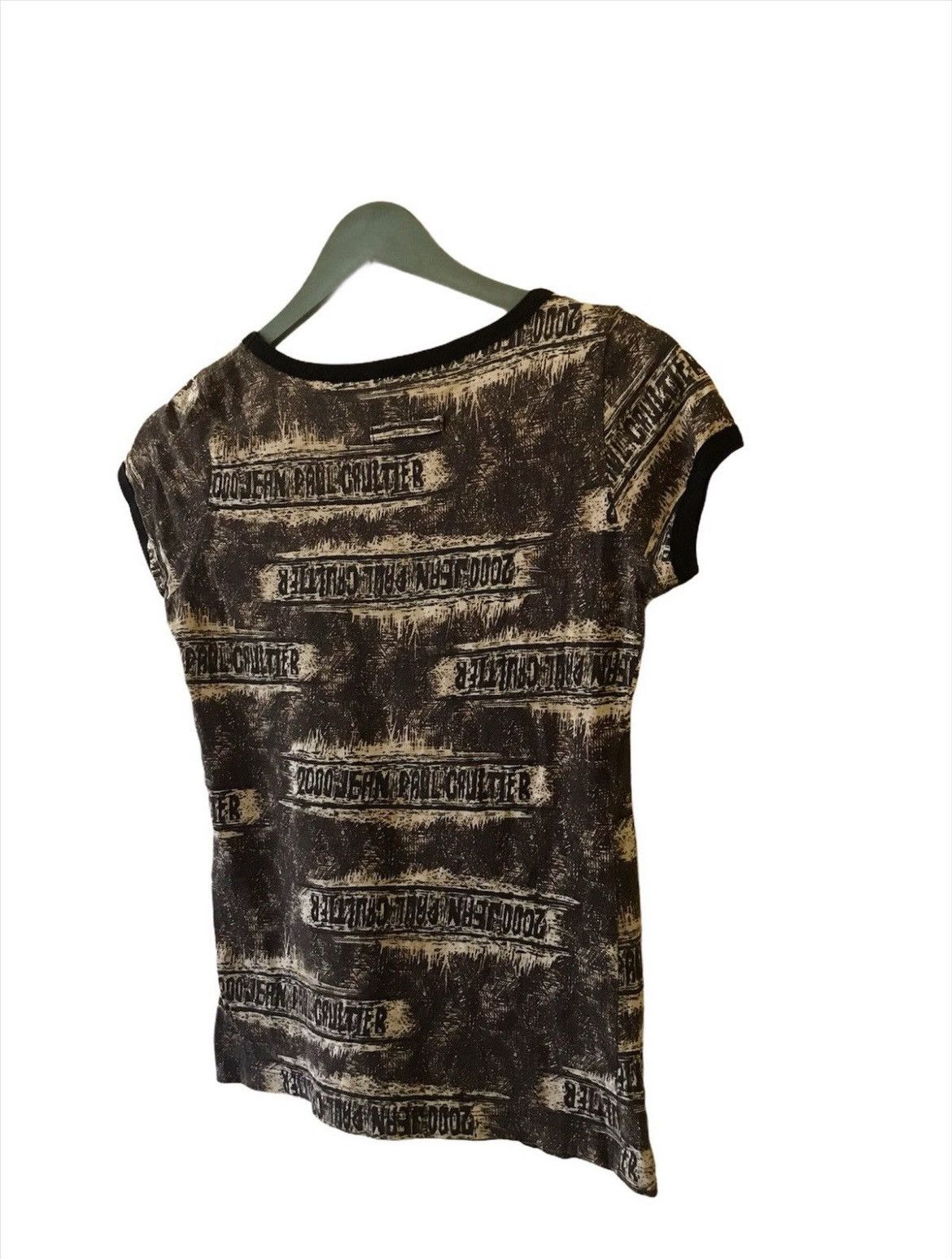 Jean Paul Gaultier SS 2000 Collection of Jean Paul Gaultier Overprint Tee Size US XXS / EU 40 - 9 Thumbnail