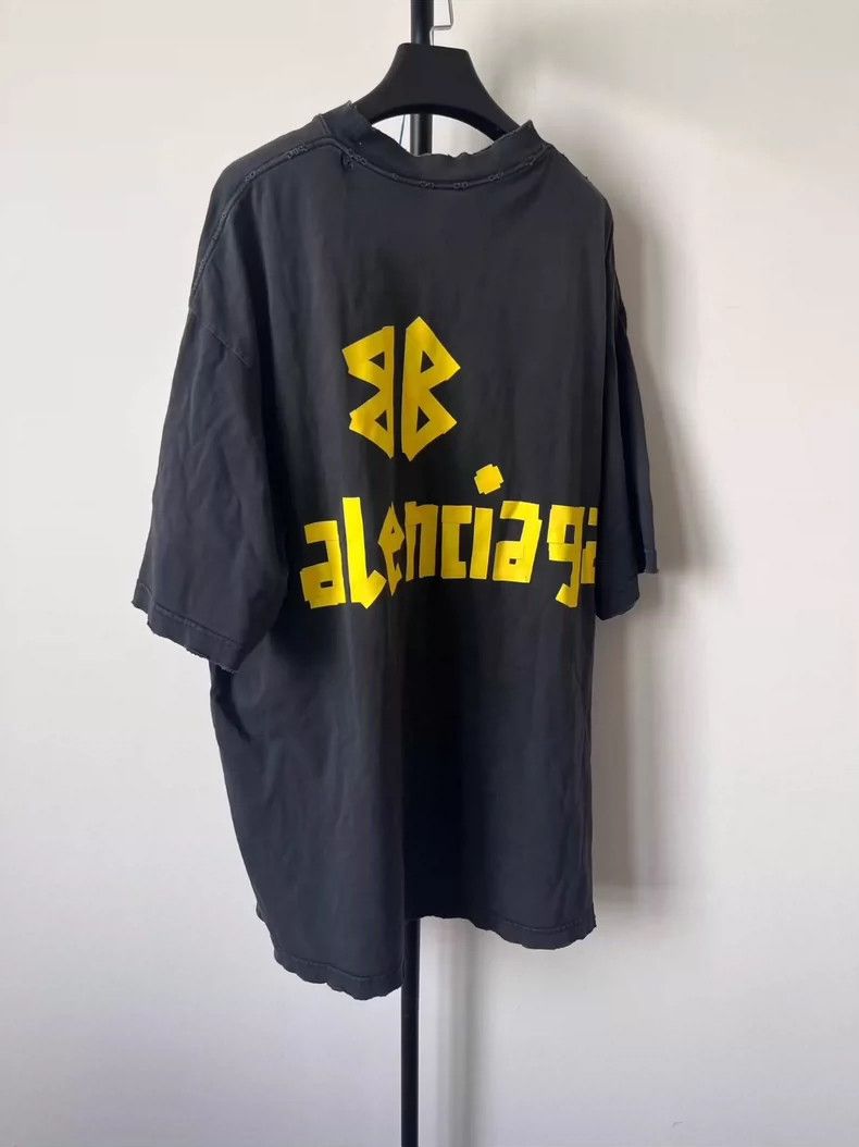 Balenciaga Balenciaga Tape Letter Logo Printed Jersey Crew Neck Loose Size US L / EU 52-54 / 3 - 2 Thumbnail