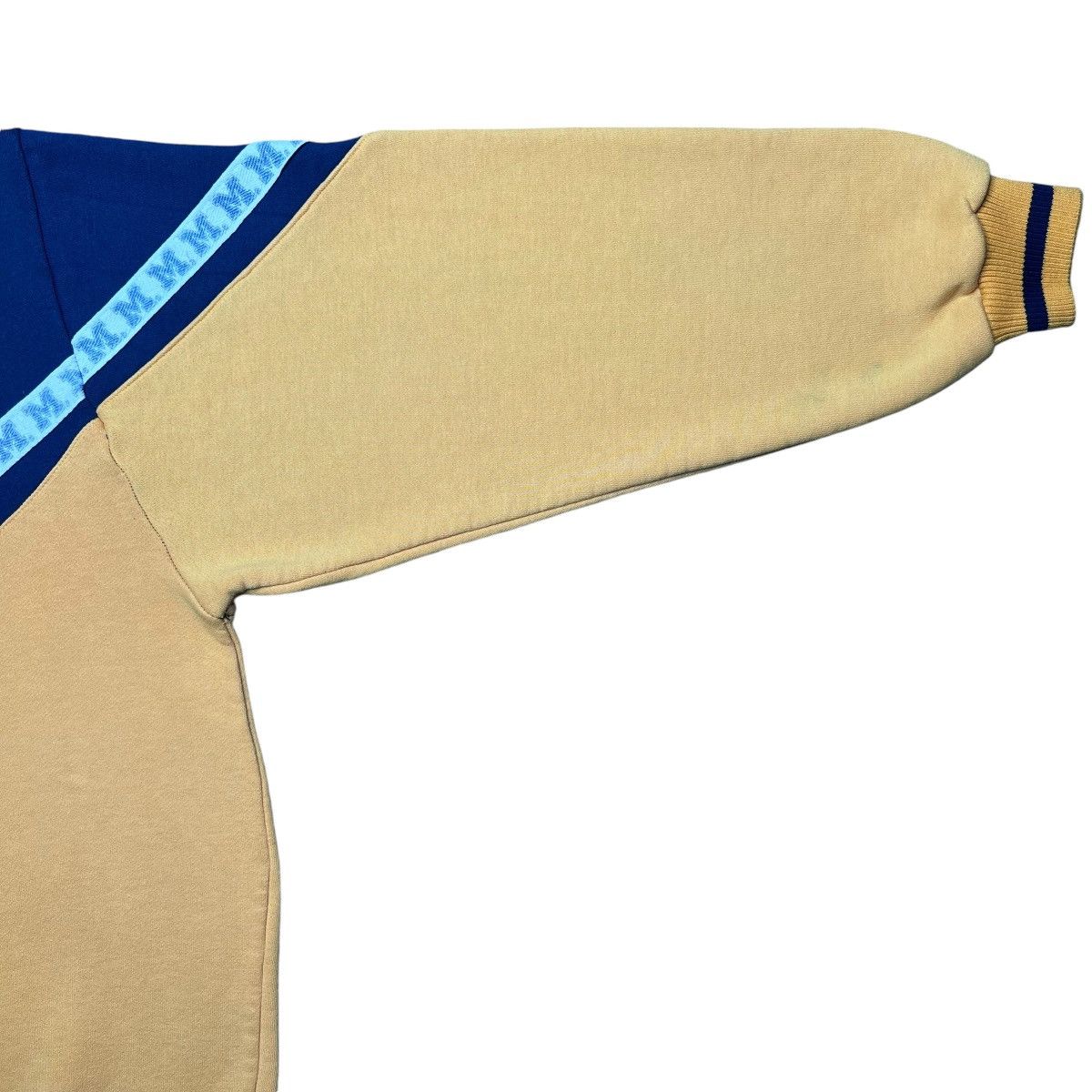 NCAA × Vintage 90s NCAA Michigan Wolverines Shield Conic Sweatshirt Size US XL / EU 56 / 4 - 4 Thumbnail