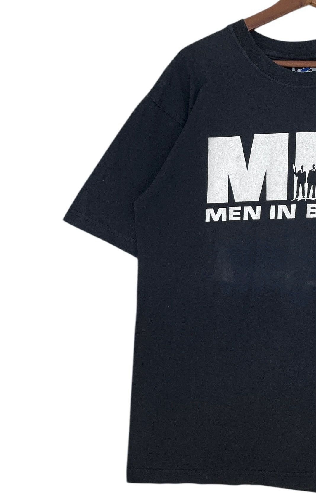 Vintage Vintage Movie Men In Black T-shirt 1997s Size US L / EU 52-54 / 3 - 5 Thumbnail