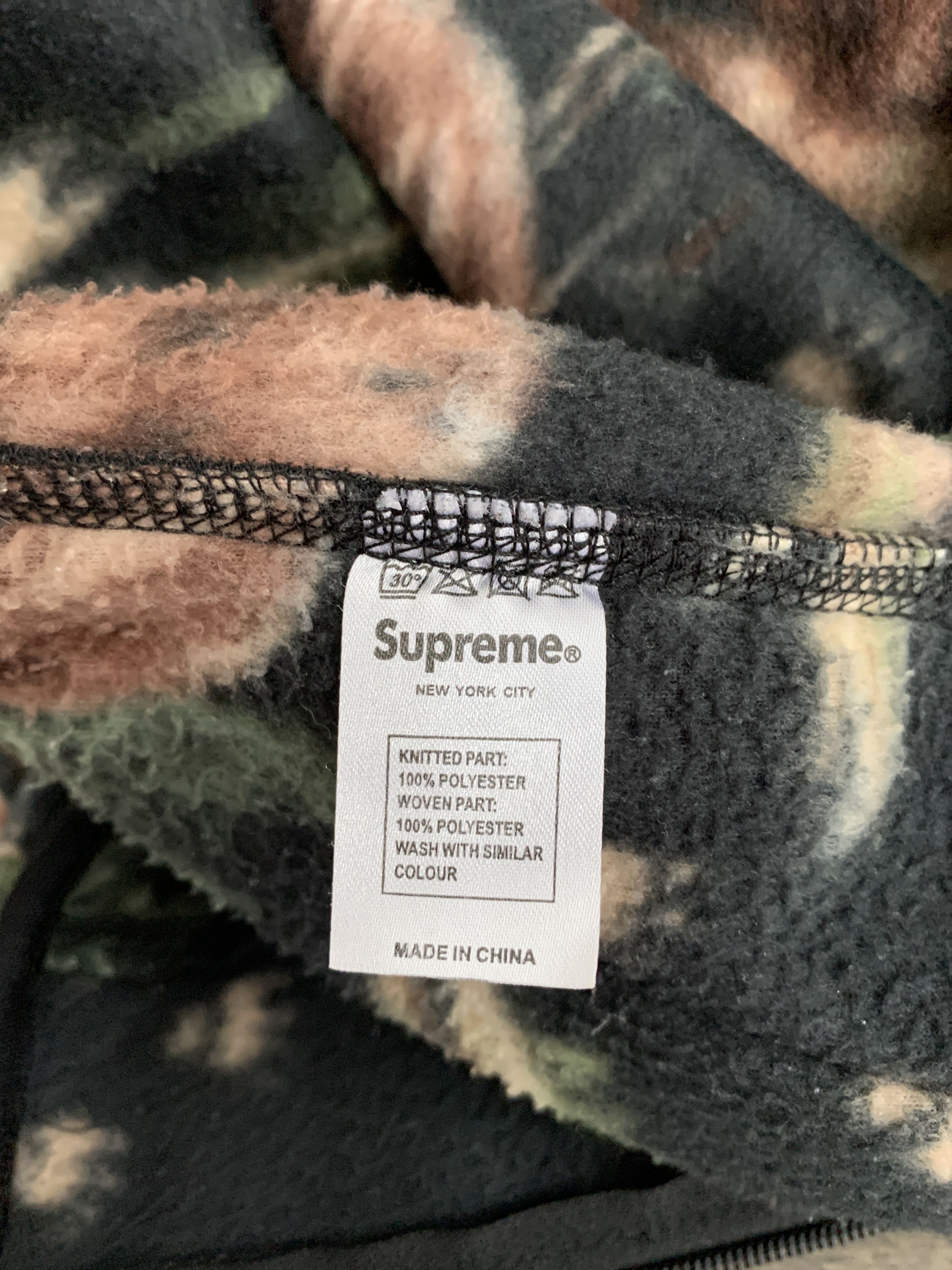 Supreme Supreme '06 Alpine Bear Fleece L Size US L / EU 52-54 / 3 - 6 Thumbnail