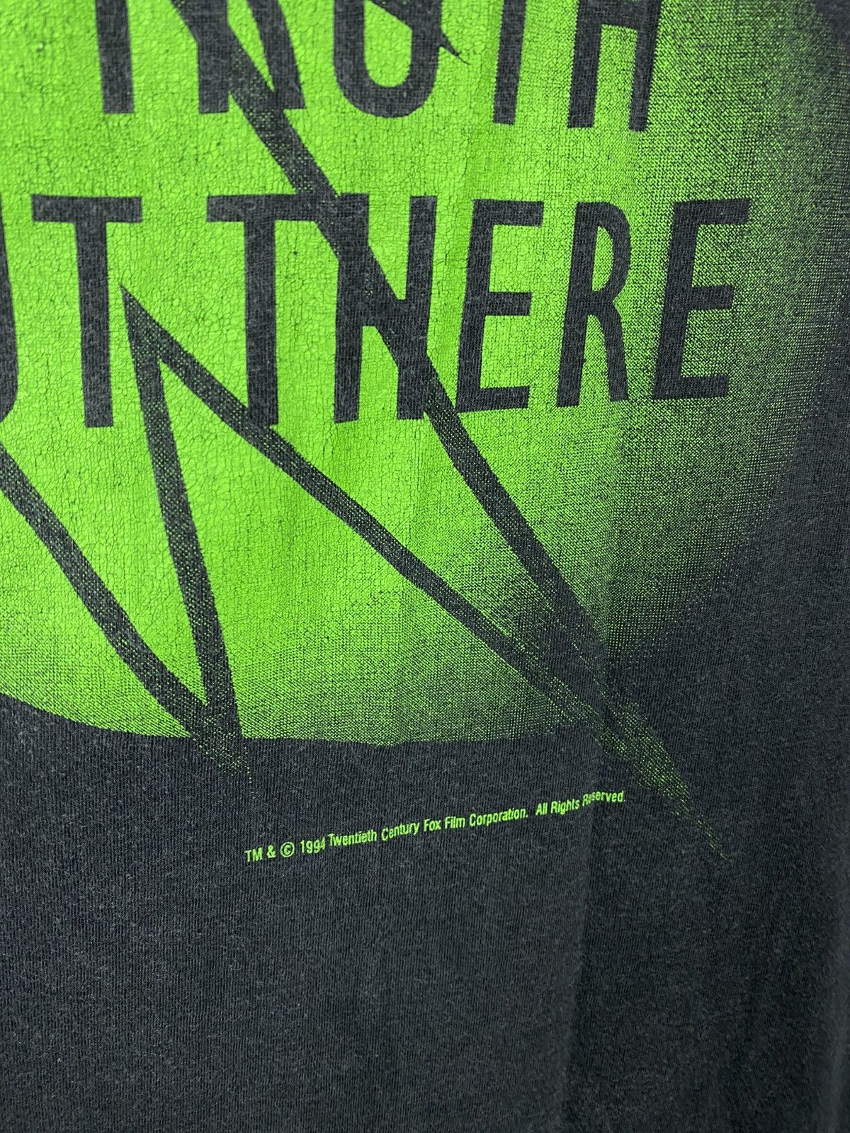 Vintage 🍿Vintage 1994 T-Shirt The X-Files The Truth Os Out There🍿 Size US XL / EU 56 / 4 - 9 Thumbnail