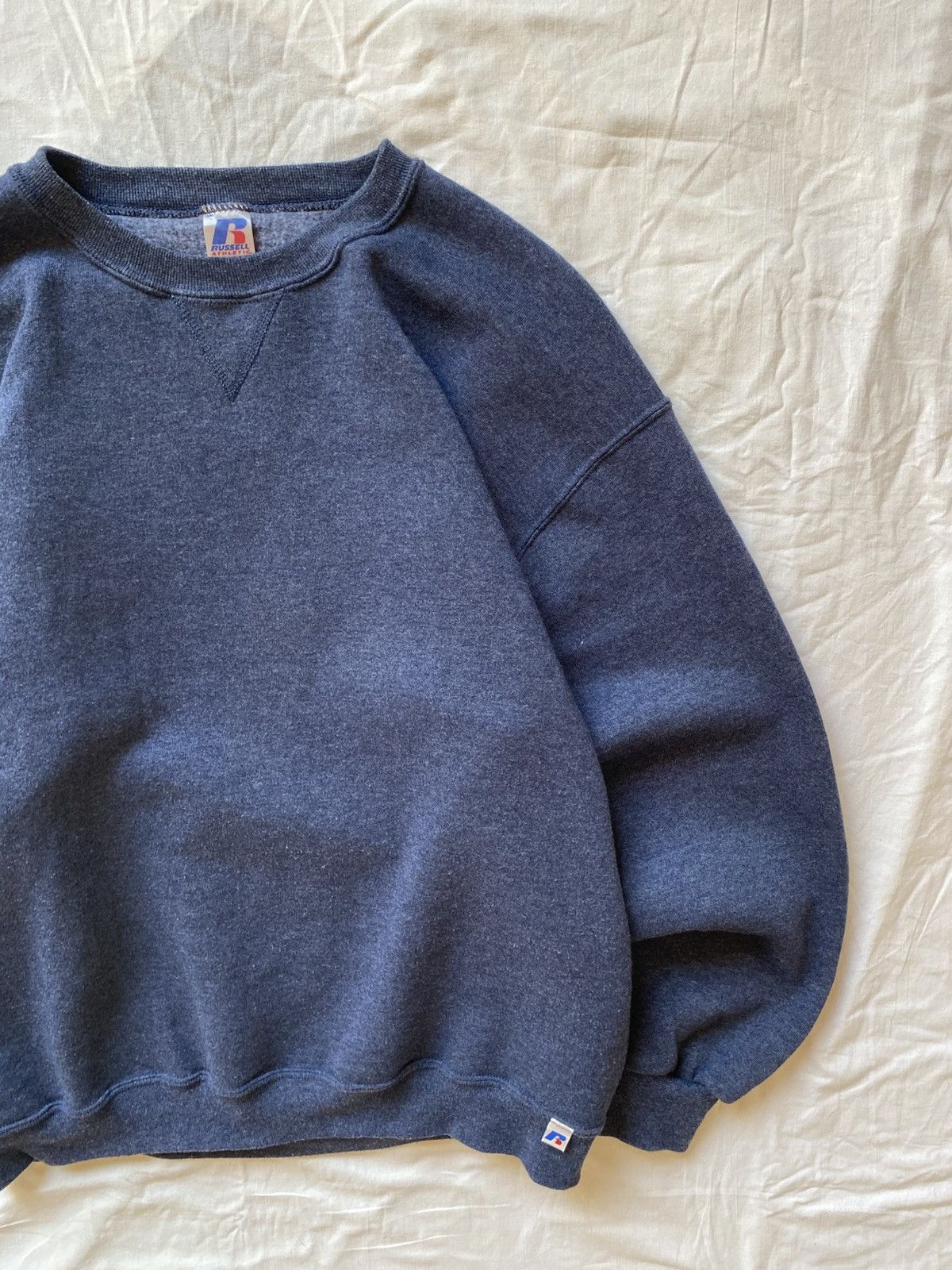 Russell Athletic Vintage Russell Sweatshirt Crewneck Size US L / EU 52-54 / 3 - 2 Thumbnail
