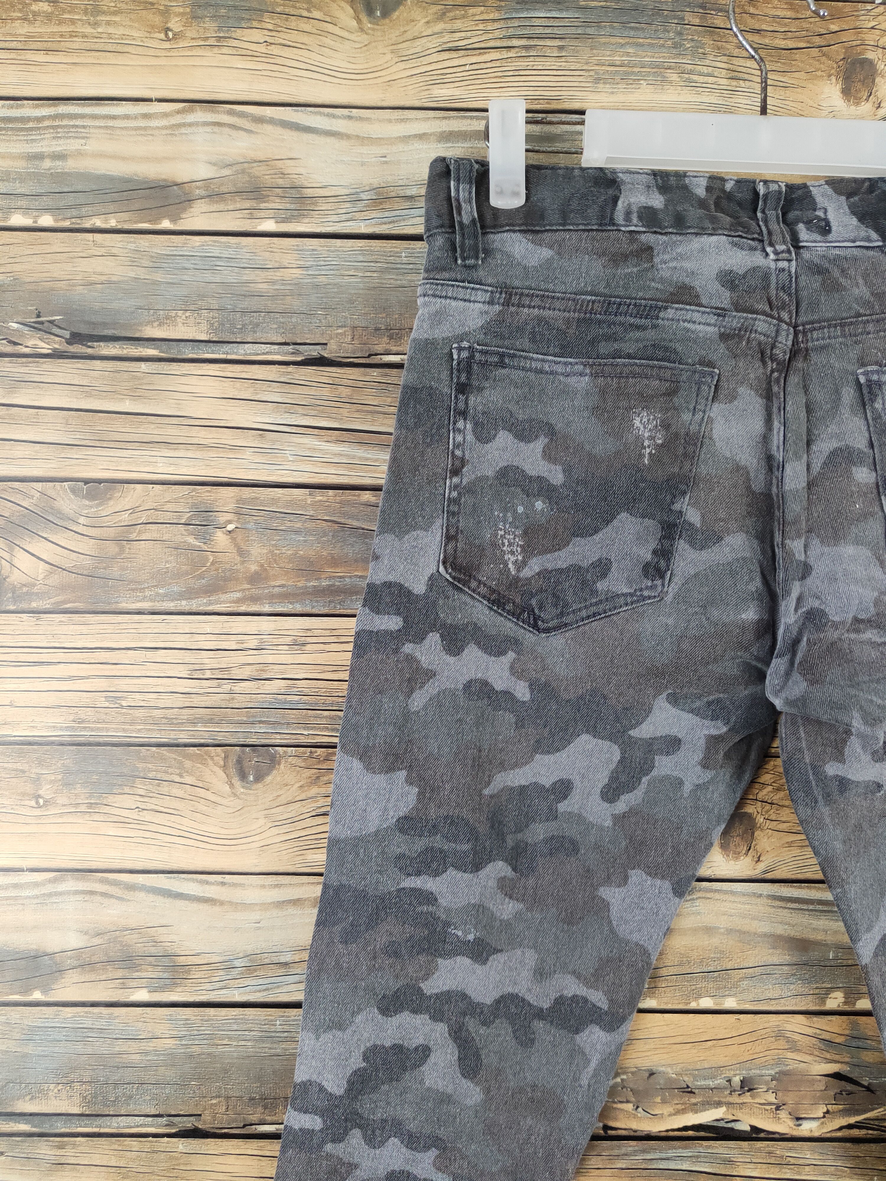 Japanese Brand DLL Bridge Camo Distressed Ripped Skinny cargo pants #192 Size 30" / US 8 / IT 44 - 8 Thumbnail