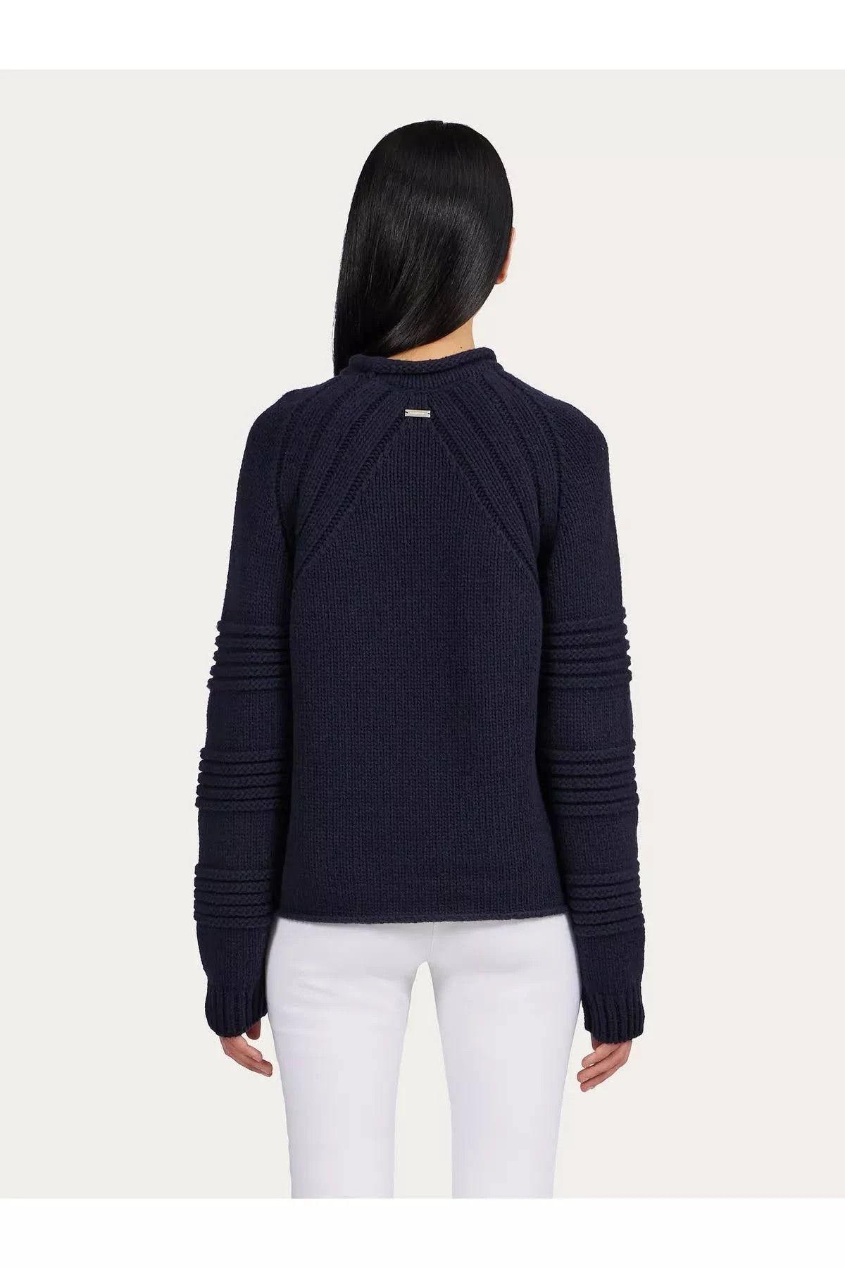 Salvatore Ferragamo o1s1rm0924 Crewneck Sweater in Navy Blue Size L / US 10 / IT 46 - 2 Thumbnail