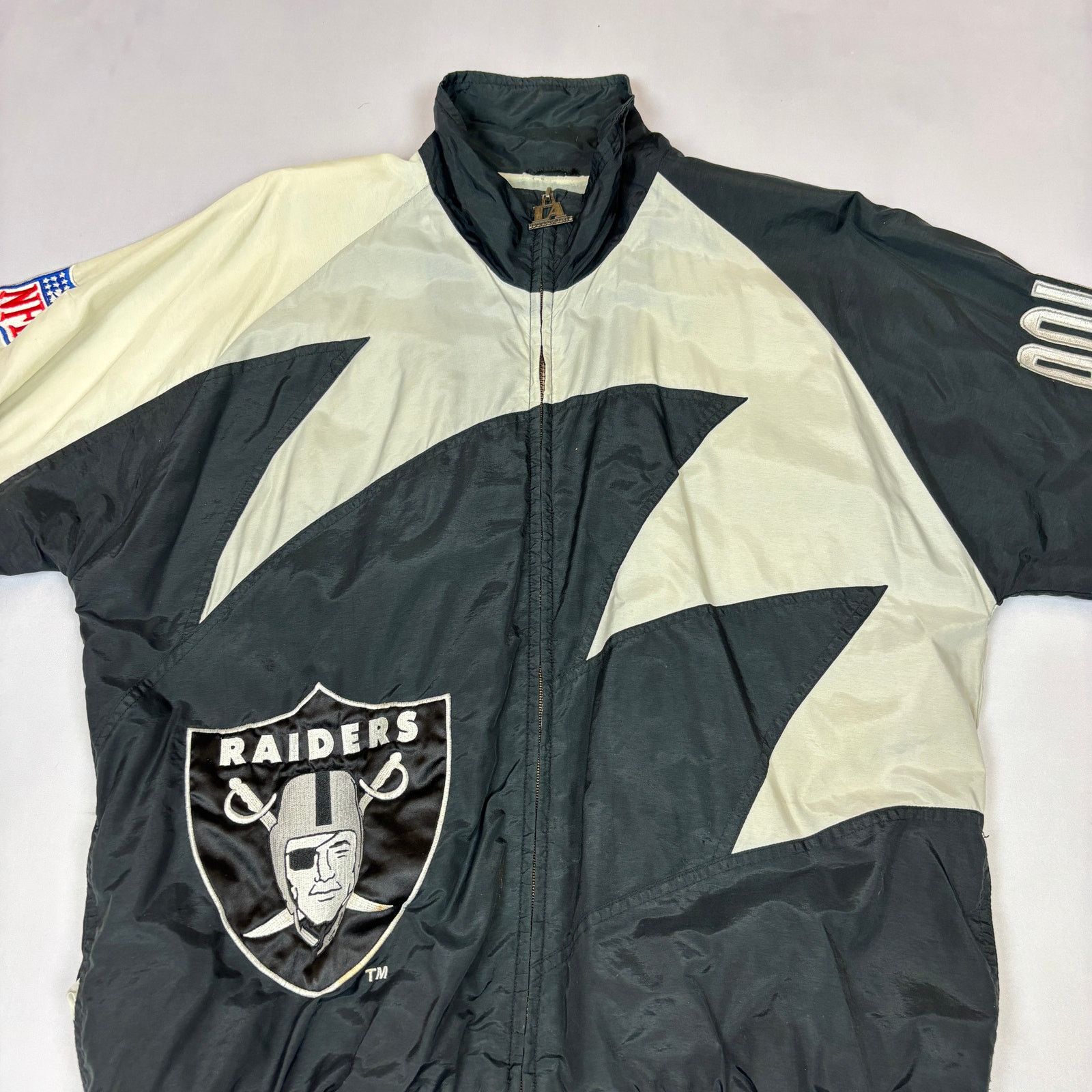 Logo Athletic VTG 90s Raiders LOGO ATHLETIC Pro Line Jacket Sharktooth M Size US M / EU 48-50 / 2 - 10 Thumbnail