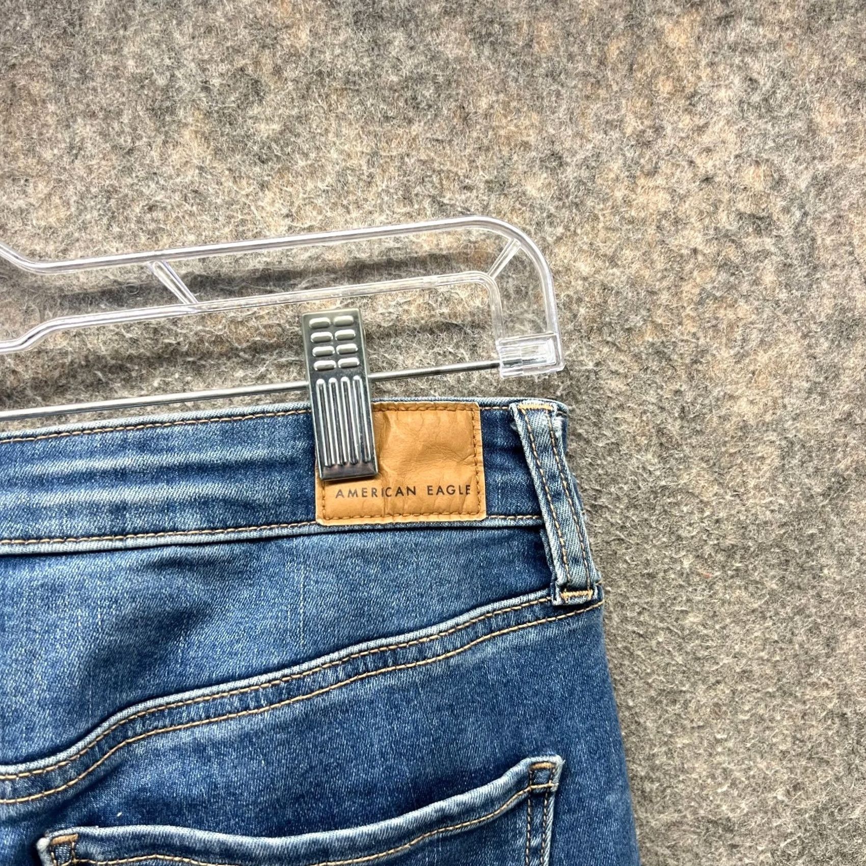 American Eagle Outfitters American Eagle Jeans Womens 6 Stone Blue Highest Rise Jegging Distressed Stretch $ Denim 5-Pocket Regular Rise High Stone Wash Size 28" / US 6 / IT 42 - 3 Thumbnail