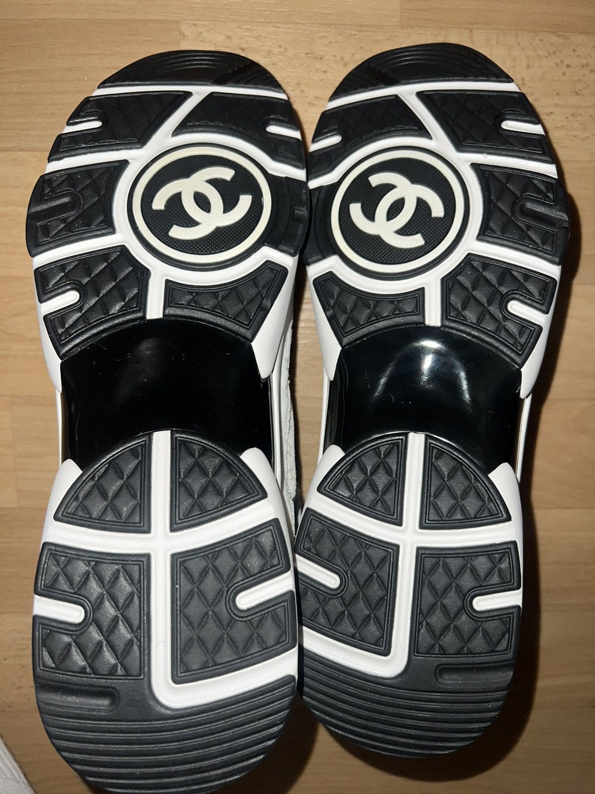 Chanel Chanel Sneakers All Over Logo Size US 12 / EU 45 - 14 Thumbnail