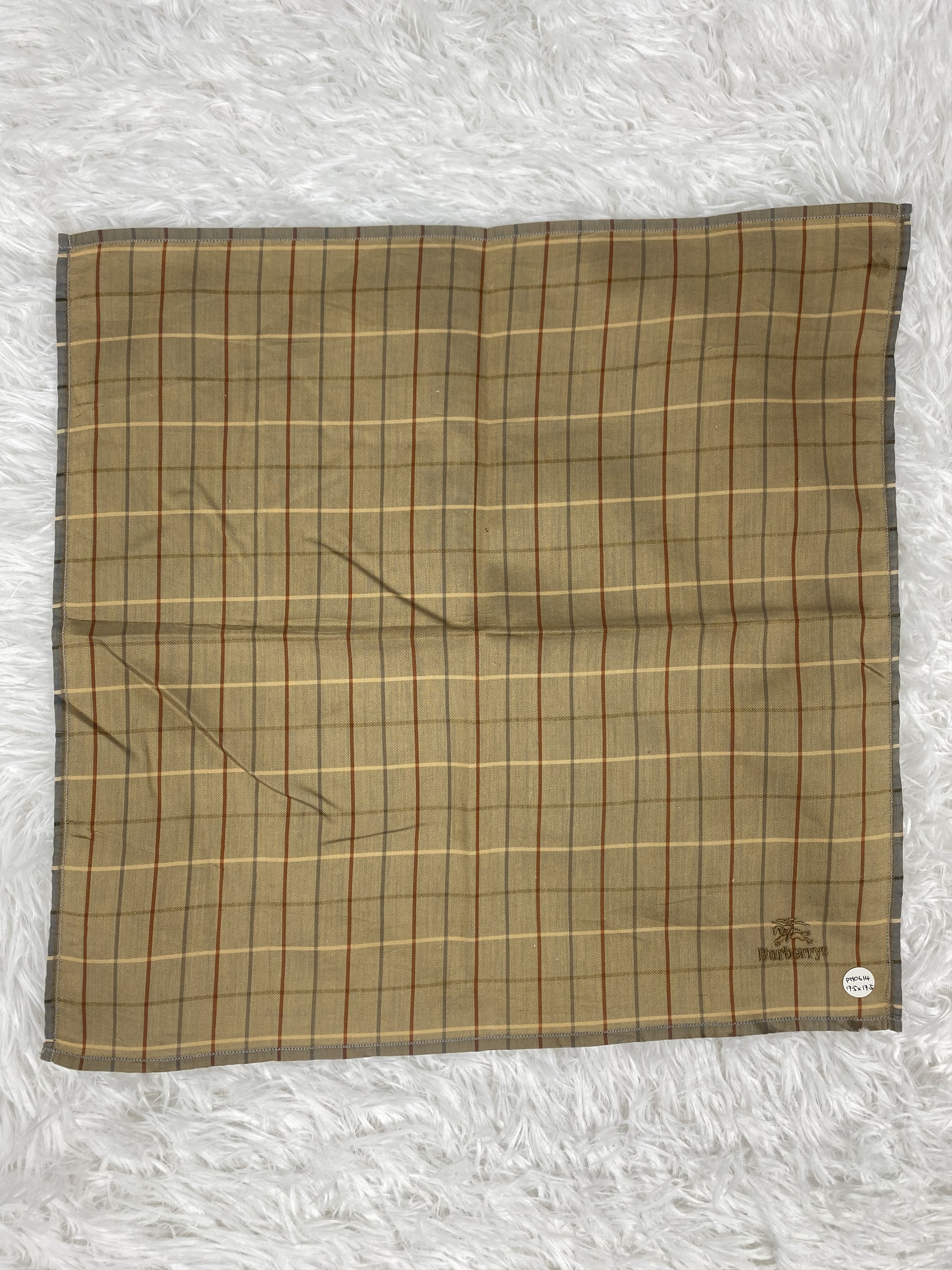 Burberry Vintage Burberry Handkerchief Neckerchief PH0614 Size ONE SIZE - 3 Thumbnail