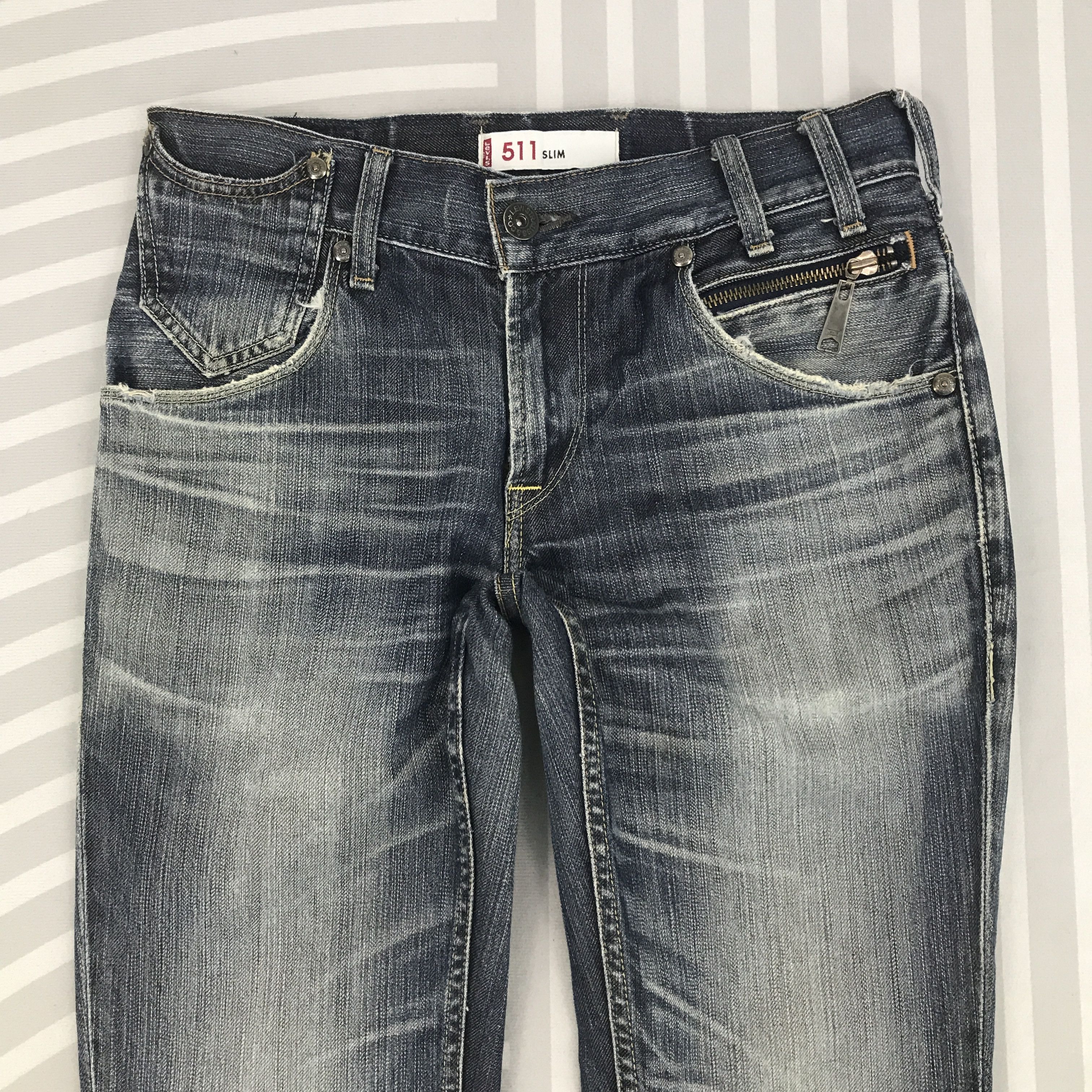 Levi's Vintage Levi's Distressed Denim Size US 31 - 2 Thumbnail
