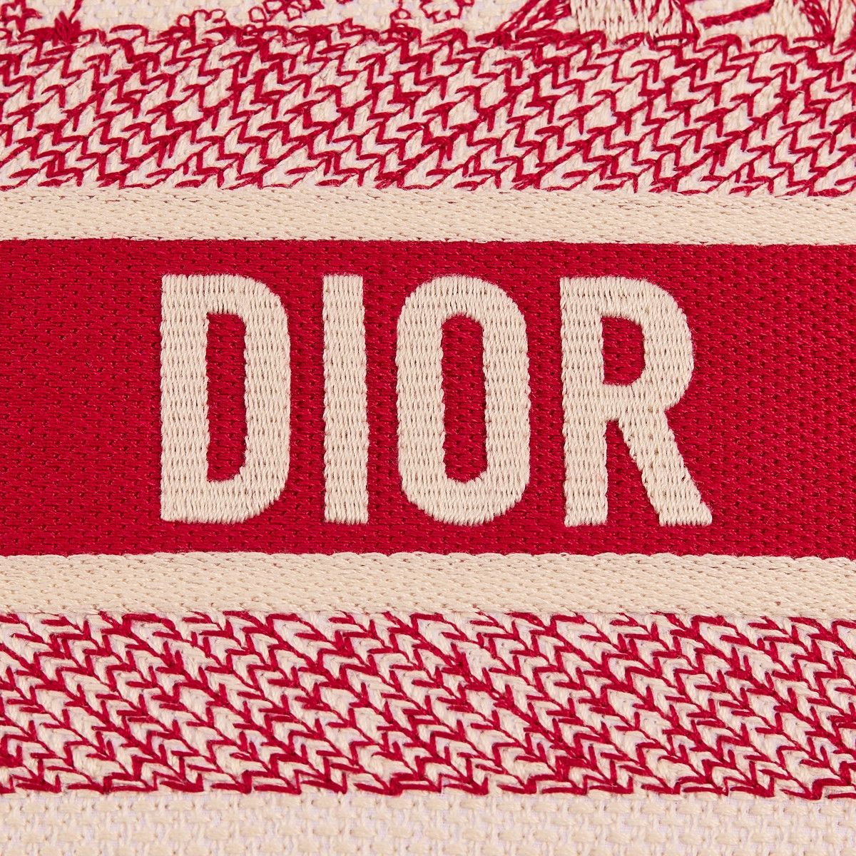 Dior o1bcso1str0225 Size:OS/ Square Pillow in Raspberry Size ONE SIZE - 3 Thumbnail
