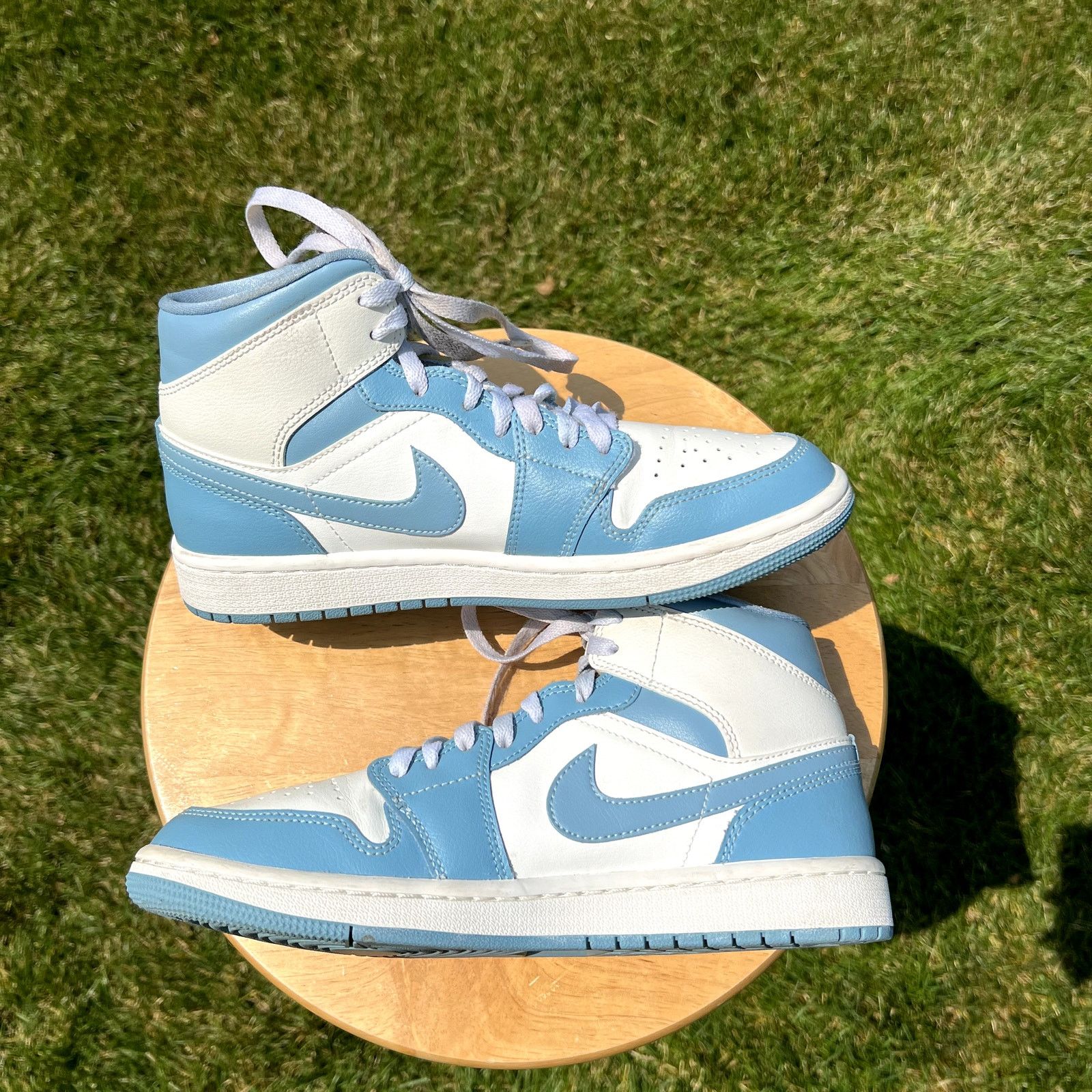 Jordan Brand × Nike Size 8.5 - Air Jordan 1 Mid University Blue Women's Shoes Size US 8.5 / IT 38.5 - 2 Thumbnail