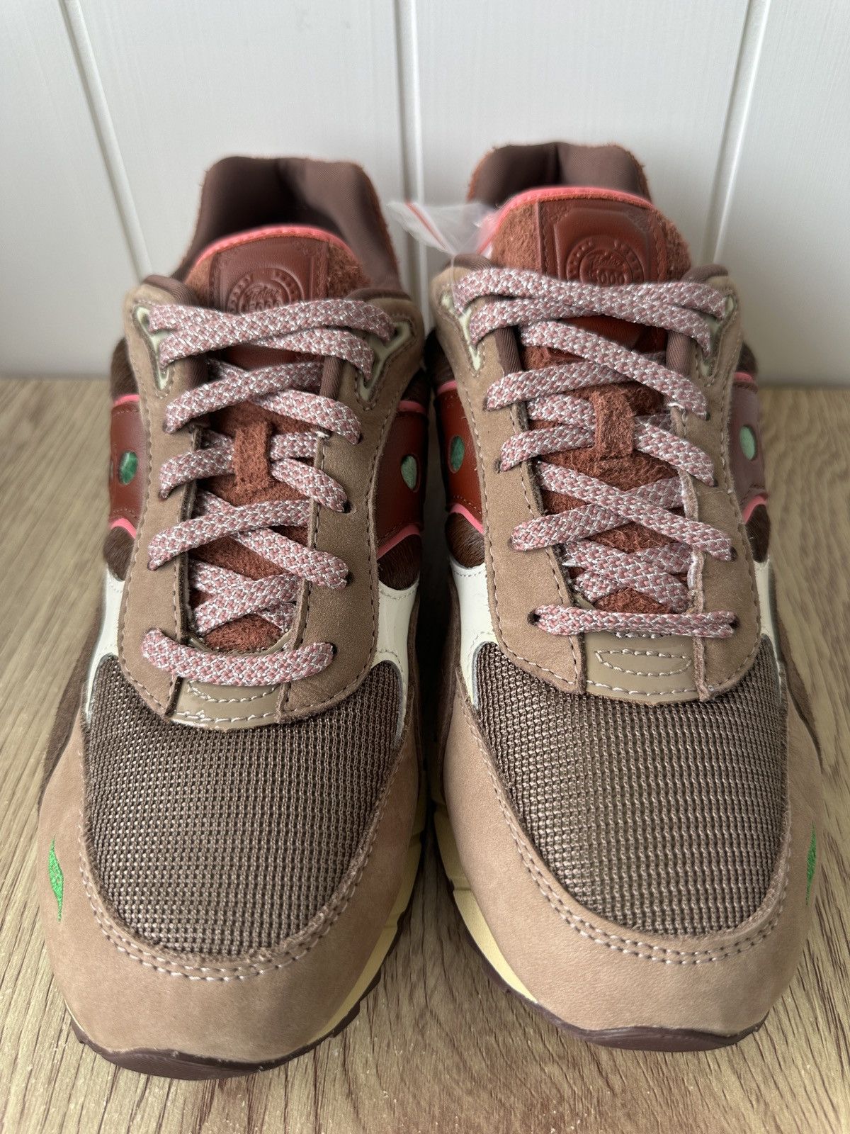 Saucony Saucony x Feature Shadow 6000 “$5000” Limited – US 10.5 Size US 10.5 / EU 43-44 - 2 Thumbnail