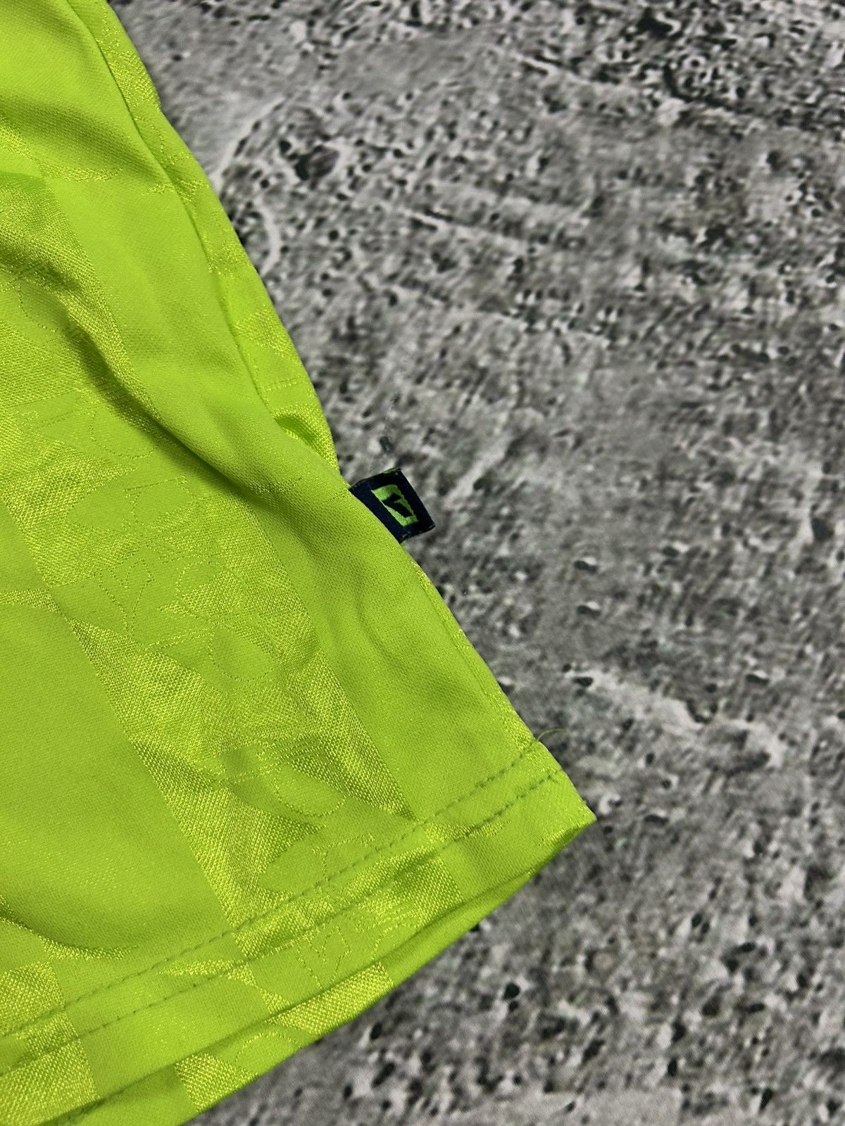 Diadora × Vintage Diadora vintage Jersey neon green 90s big logo Size US XL / EU 56 / 4 - 6 Thumbnail