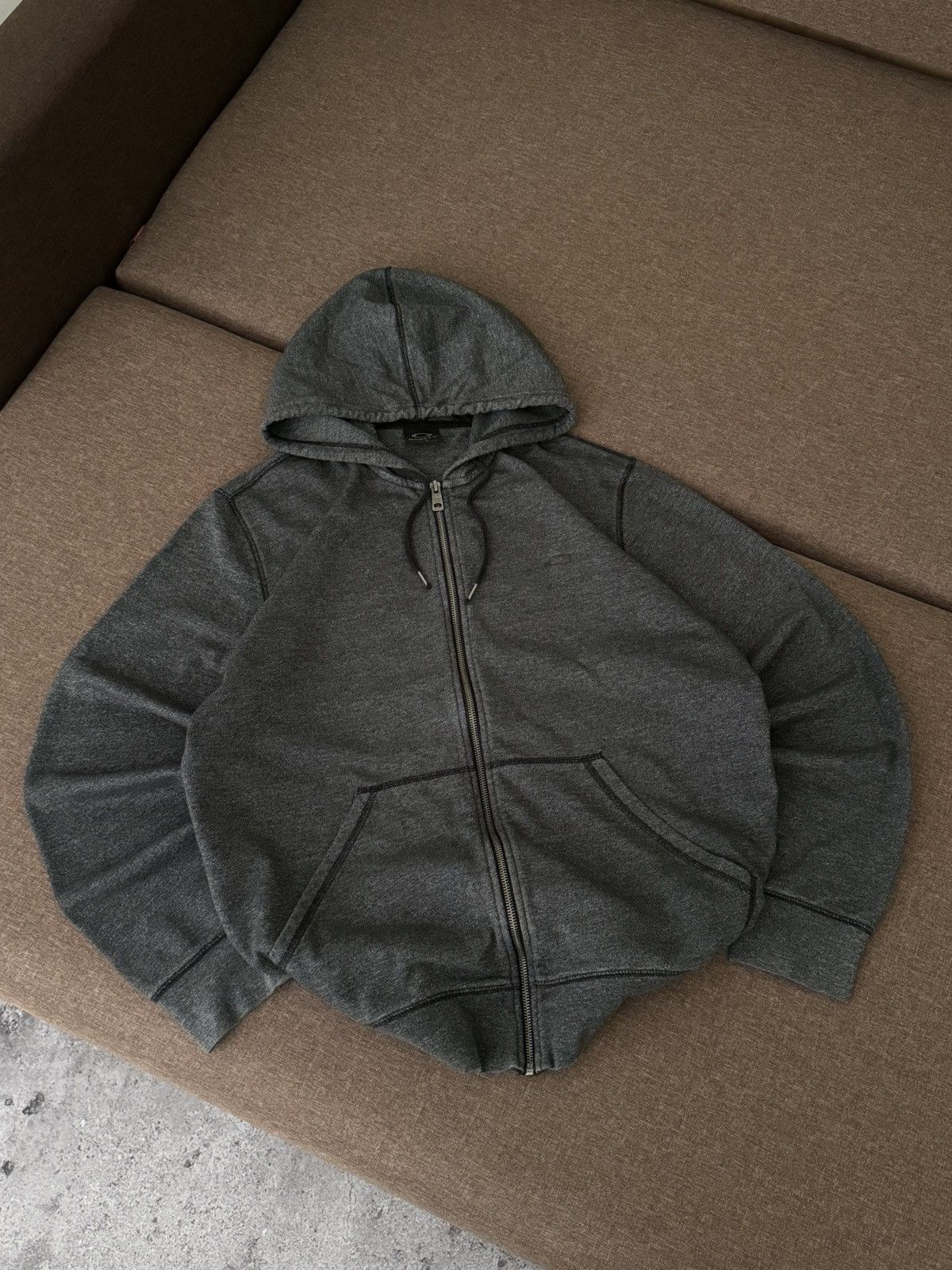 Oakley Vintage Oakley Y2K oversized hoodie Size US L / EU 52-54 / 3 - 3 Thumbnail