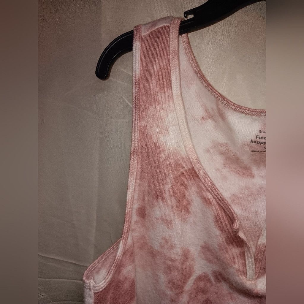 Romeo Gigli Gilly Hicks, tye dye, cropped tank top, womens S, euc Size XS / US 0-2 / IT 36-38 - 2 Thumbnail