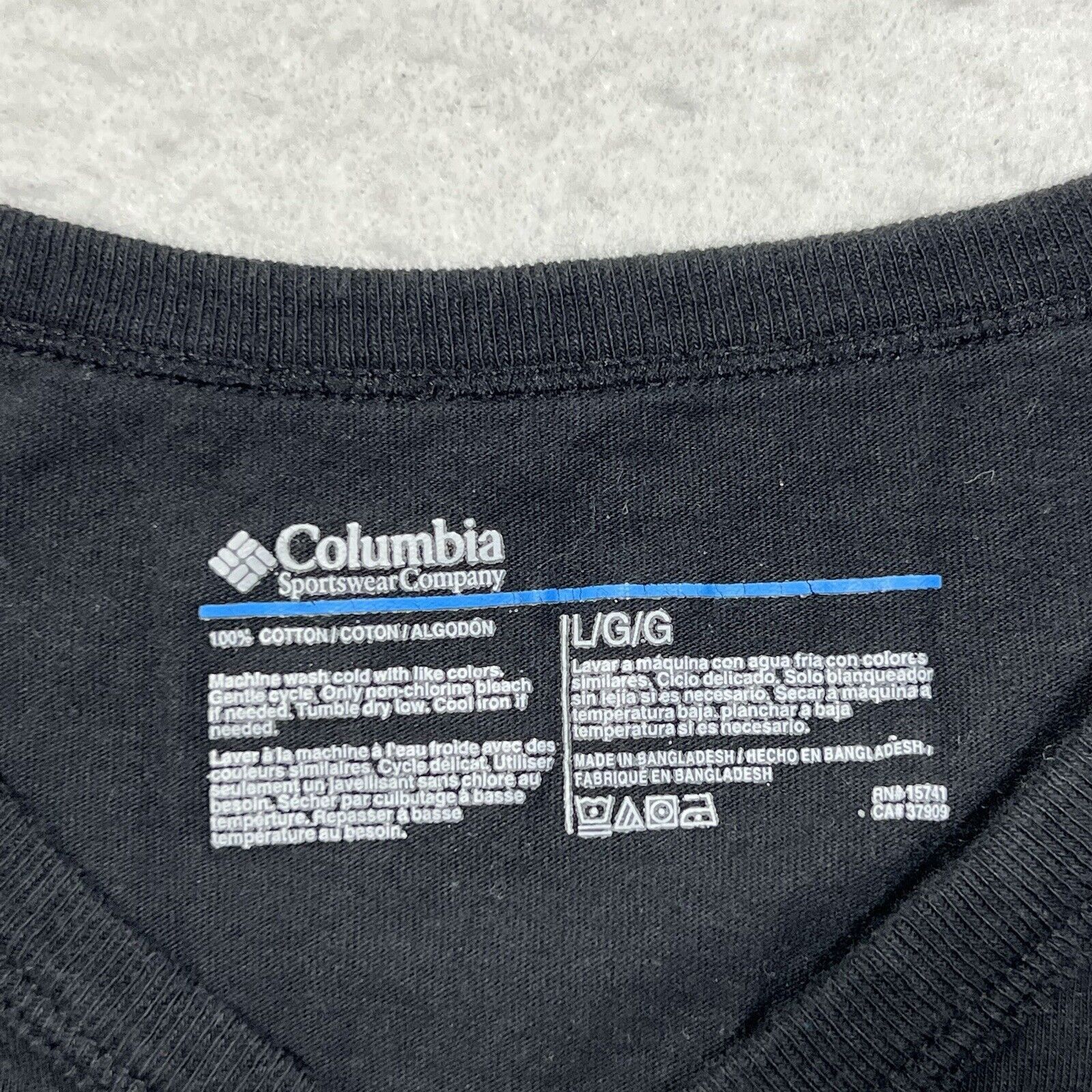 Columbia Columbia Sportswear V-Neck Pullover Logo T Shirt Size US L / EU 52-54 / 3 - 3 Thumbnail