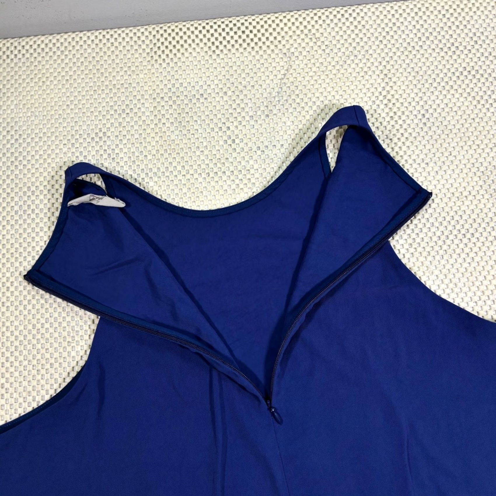 Everlane Everlane Sleeveless Tank Top Blouse Womens 14 Royal Blue Short Sleeveless Round Neck Solid Workwear Casual Summer Spring Size XL / US 12-14 / IT 48-50 - 4 Thumbnail