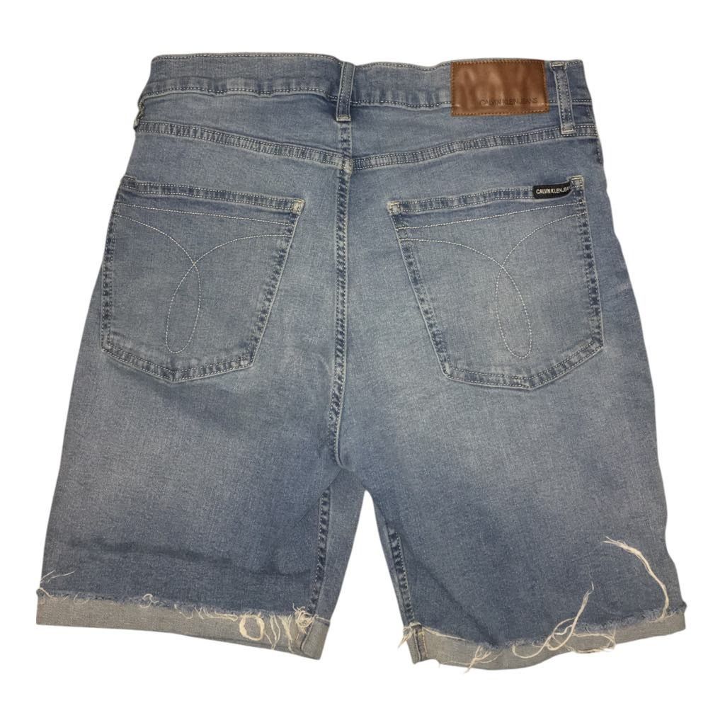 Calvin Klein Calvin Klein Straight Denim Jean Short Bermuda Distressed 32 Size US 32 / EU 48 - 2 Thumbnail