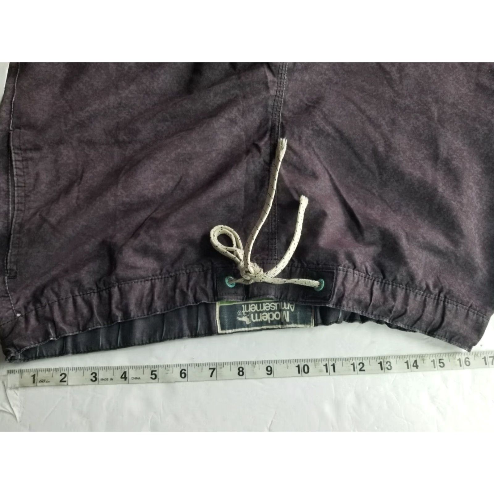 Vintage Modern Amusement Swim Trunks Men Bottom Medium Gray Board Shorts Quick Dry Drawstring Lightweight Beach Surf 90s? Size ONE SIZE - 3 Thumbnail