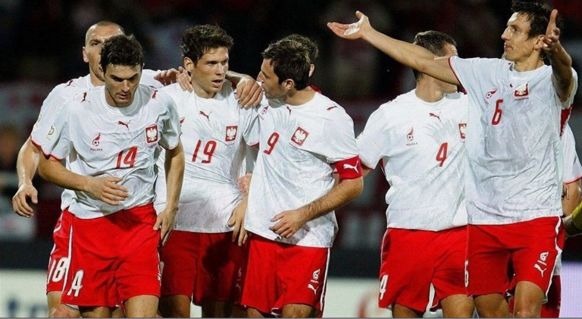 Puma Poland National Team EURO 2008 Home Kit Jersey Size US L / EU 52-54 / 3 - 7 Thumbnail