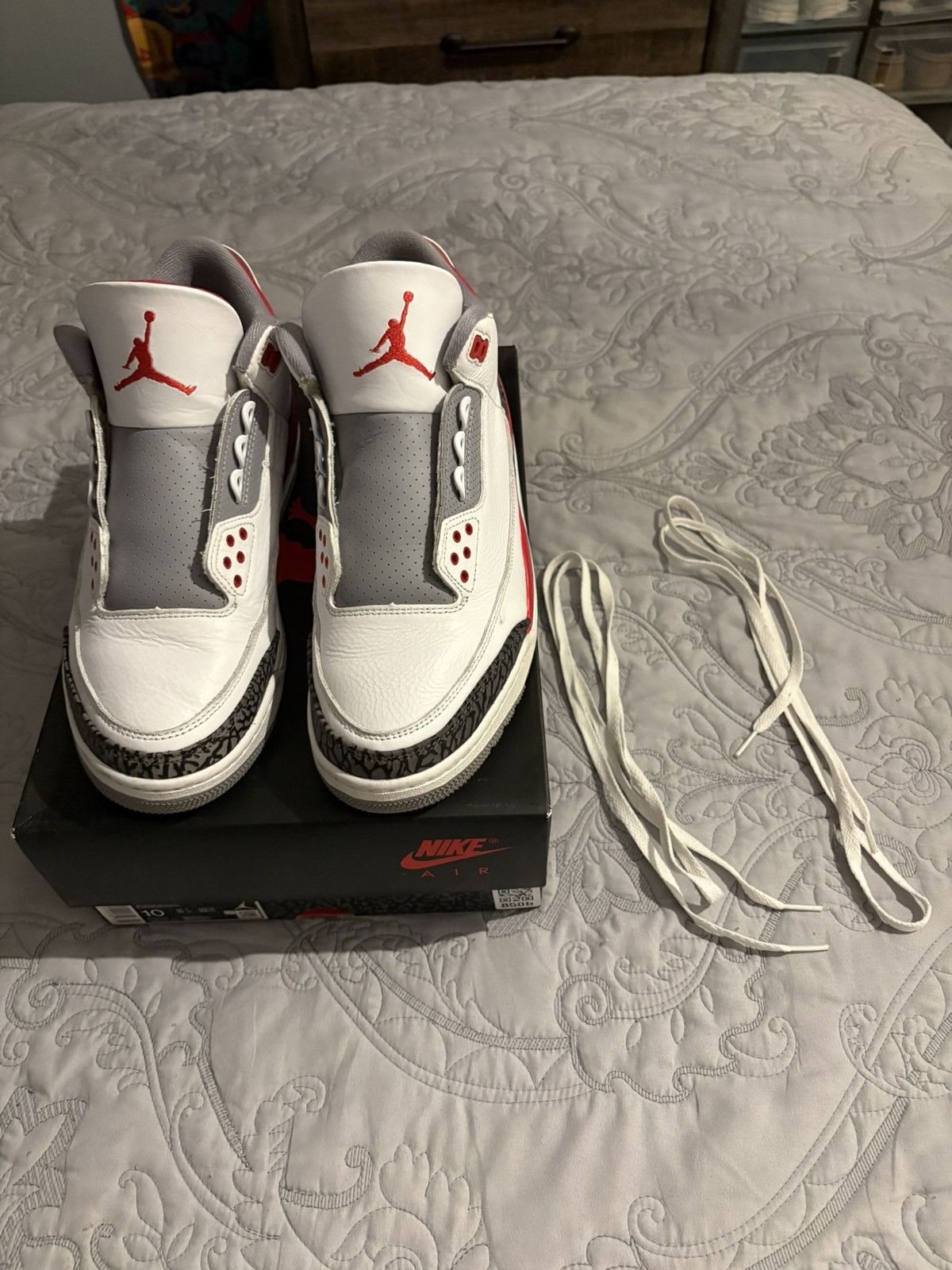 Jordan Brand Jordan 3 retro fire red Size US 10 / EU 43 - 4 Thumbnail