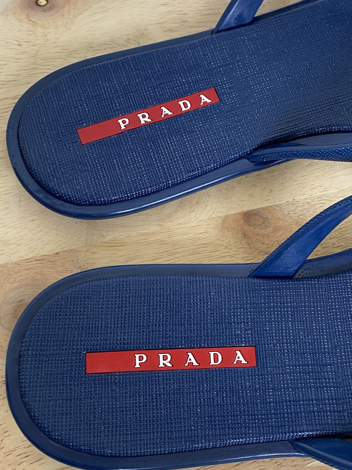 Prada Prada Rubber Thongs Flip Flops Sandals in Navy Blue Size US 7 / IT 37 - 5 Thumbnail