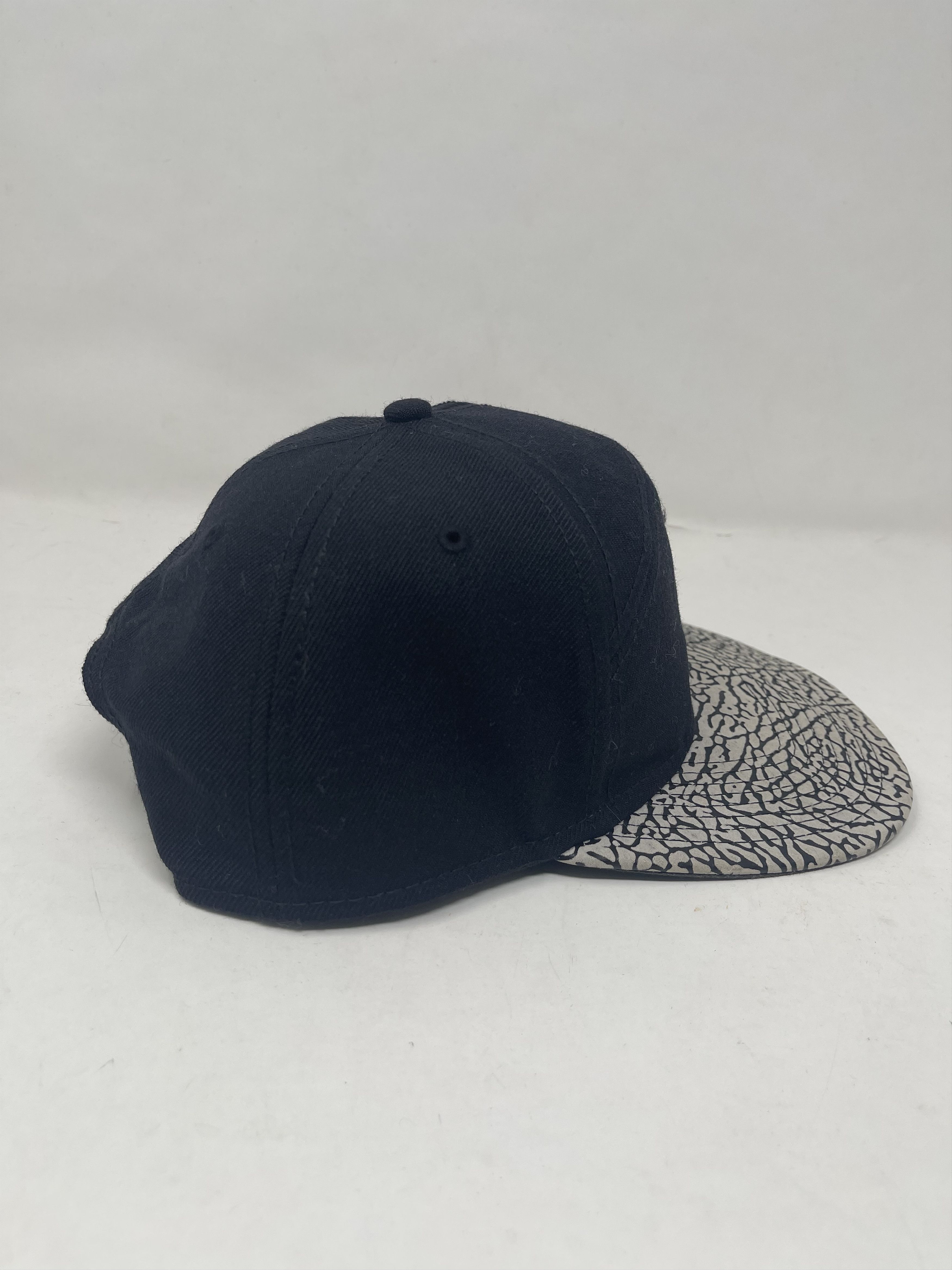 Jordan Brand Air Jordan 6 Panel Snapback Hat Cap Size ONE SIZE - 2 Thumbnail