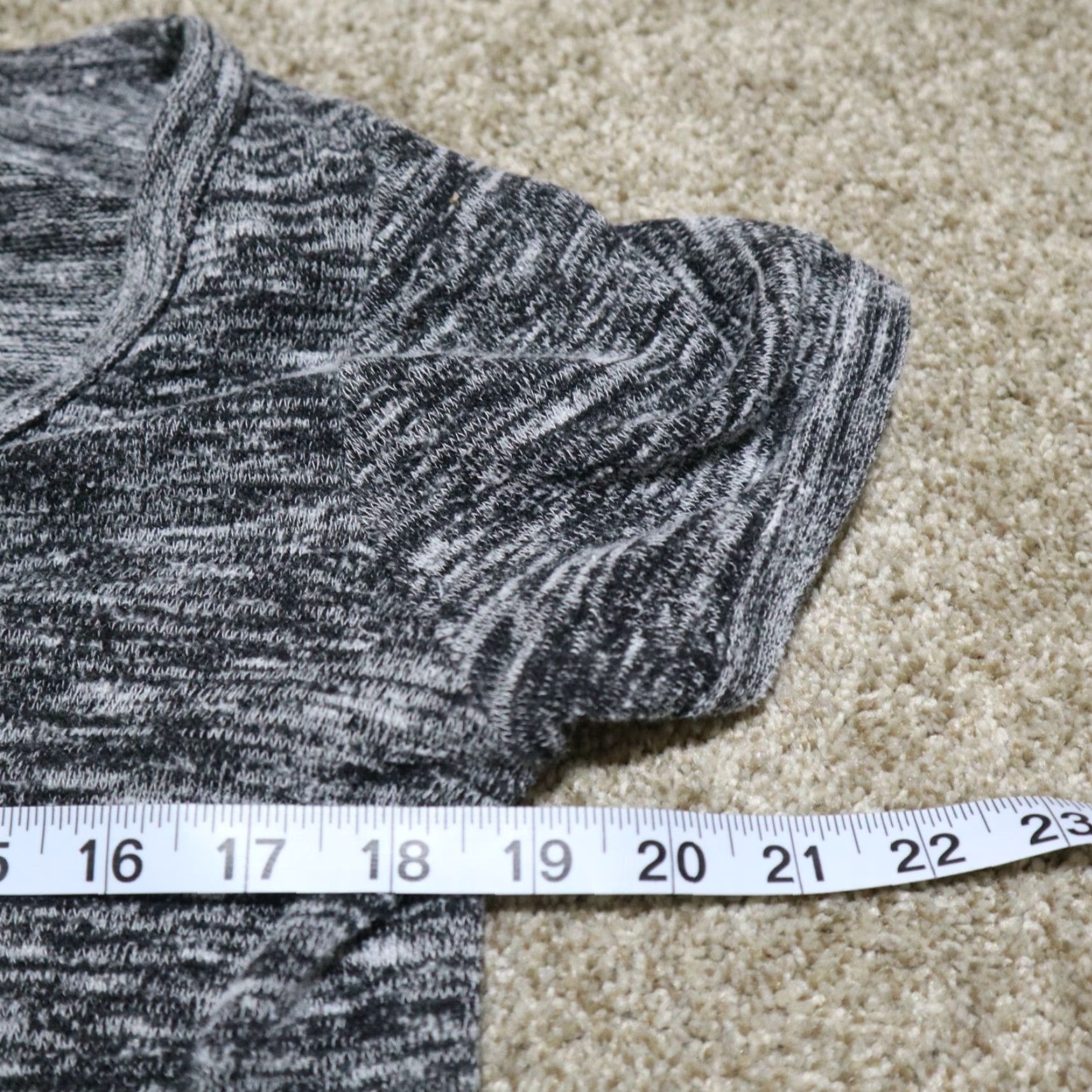 Vintage Charlotte Russe Pullover Blouse Shirt Gray S Womens Small Long Sleeve V-Neck Size S / US 4 / IT 40 - 5 Thumbnail