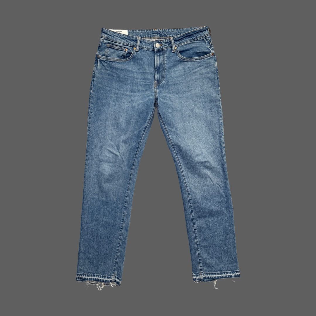H&M H&M Regular Fit Blue Denim Jeans Men's Size 36x32 Size US 36 / EU 52 - 1 Thumbnail