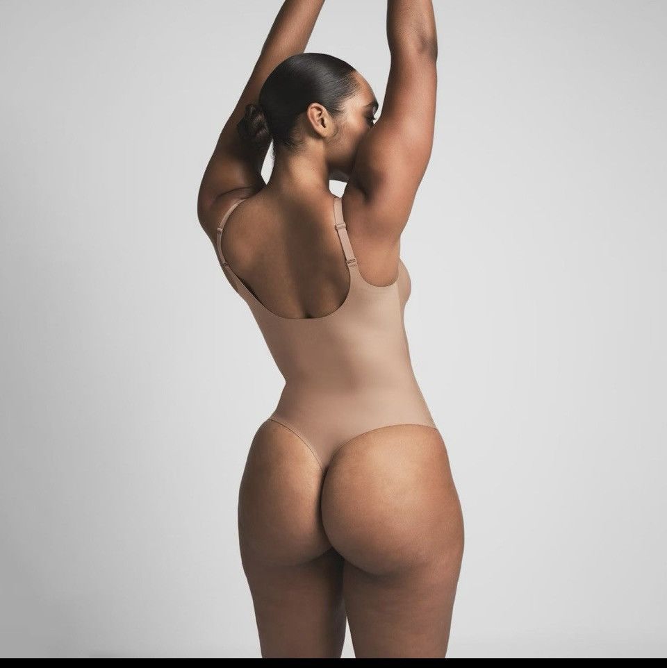 SKIMS NWT Skims Body Underwire Thong Bodysuit Sienna S ( SOLD OUT) Size S / US 4 / IT 40 - 3 Thumbnail