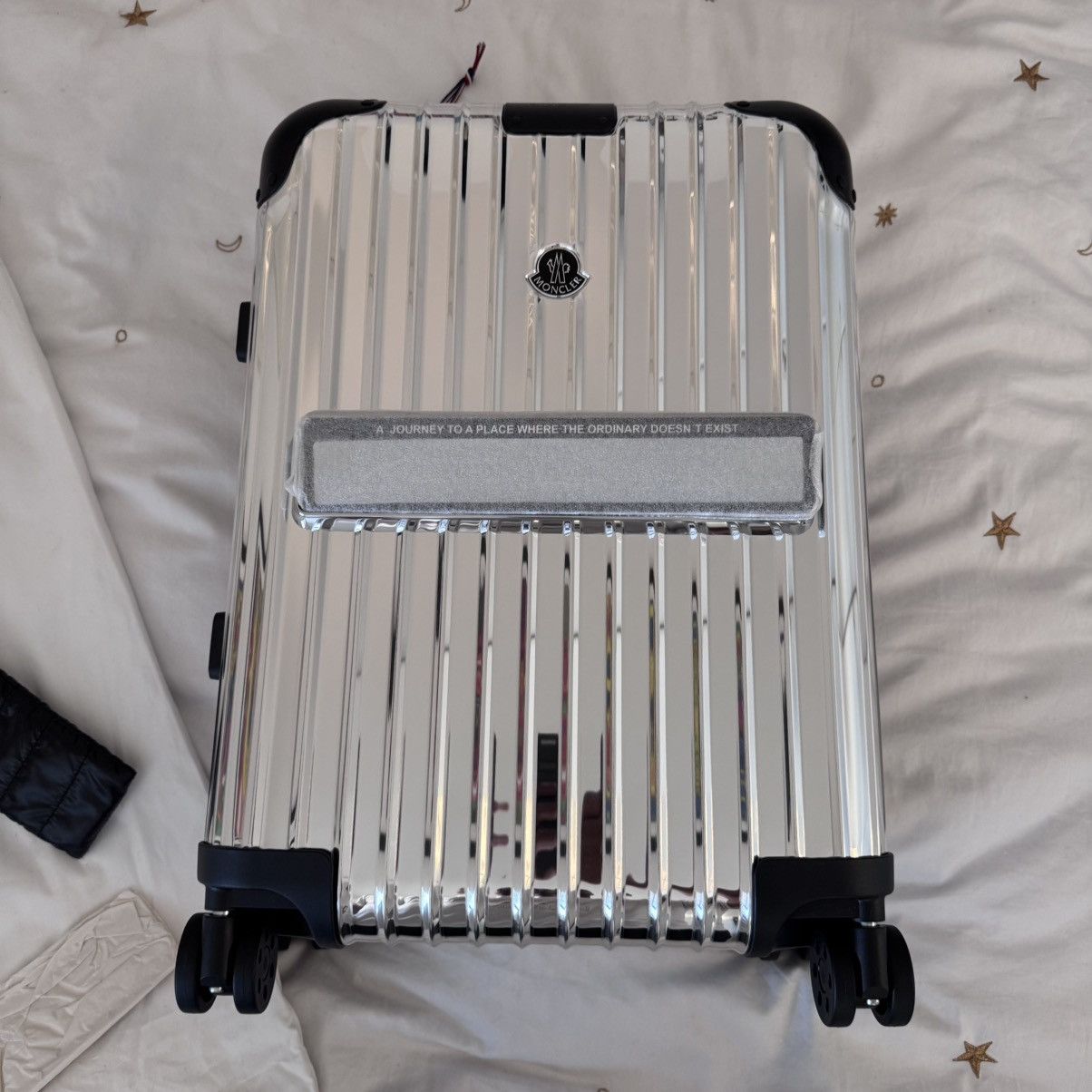 リモワ×モンクレール　ポーチ