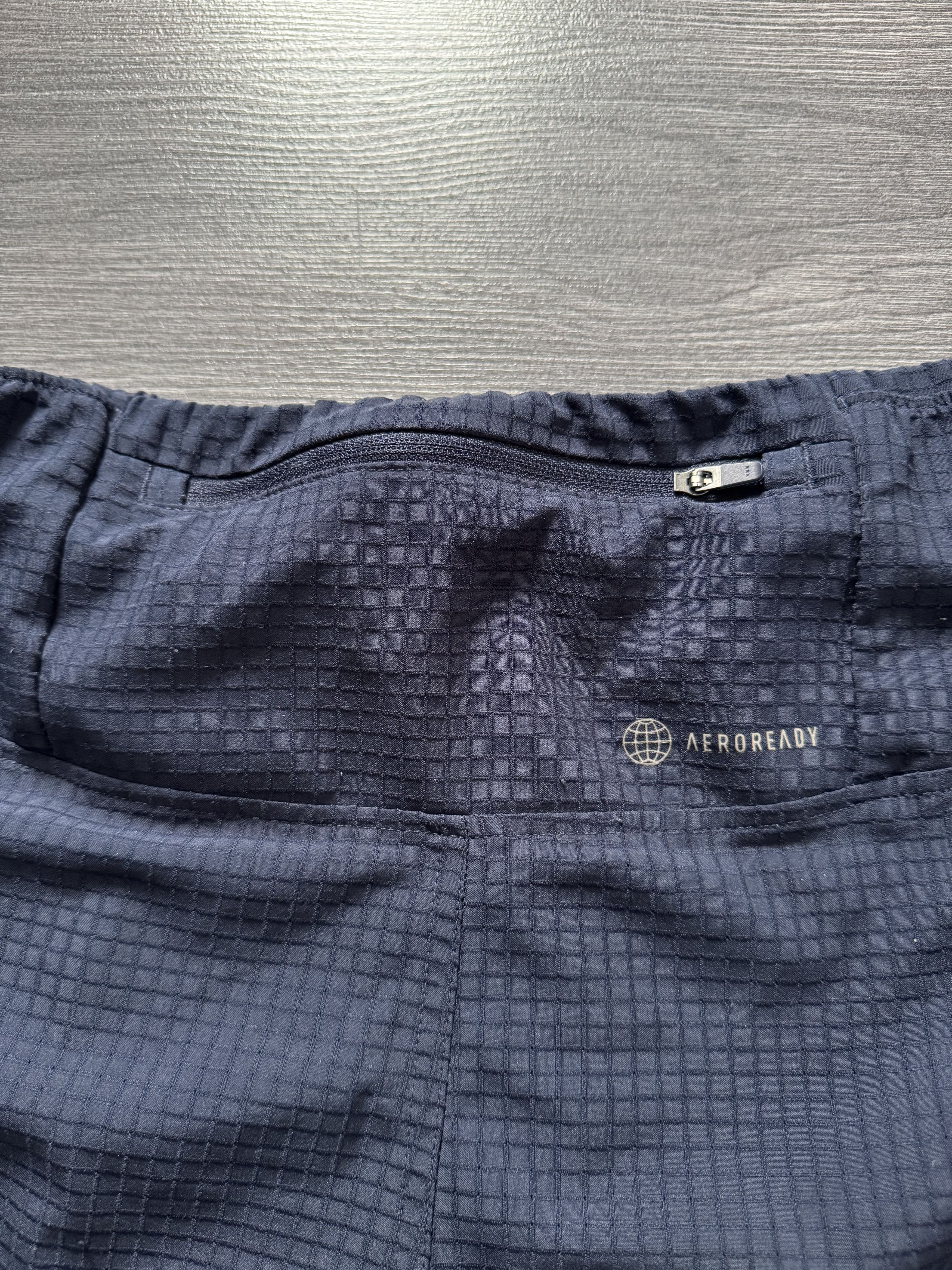 Adidas Adidas Running Shorts Size US 34 / EU 50 - 6 Thumbnail