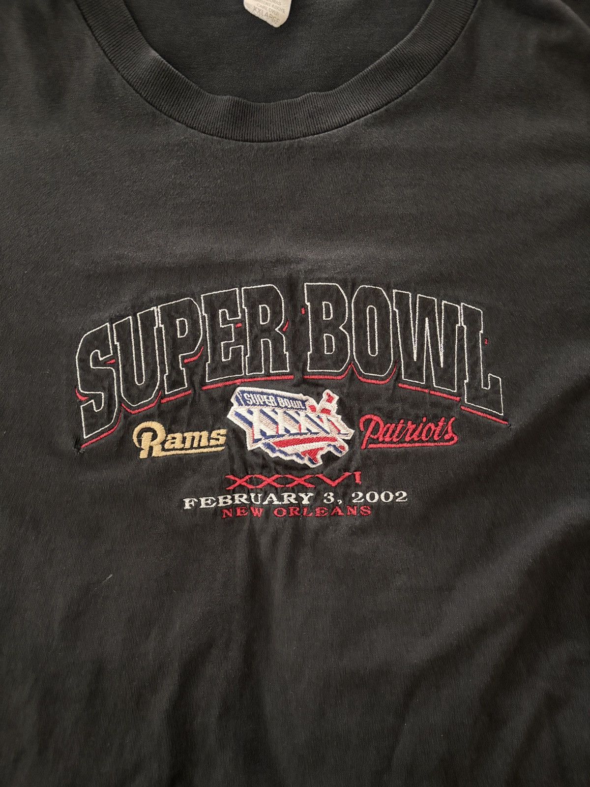 Vintage Vintage Super Bowl 2002 XXXV Tshirt Size US XXL / EU 58 / 5 - 2 Thumbnail