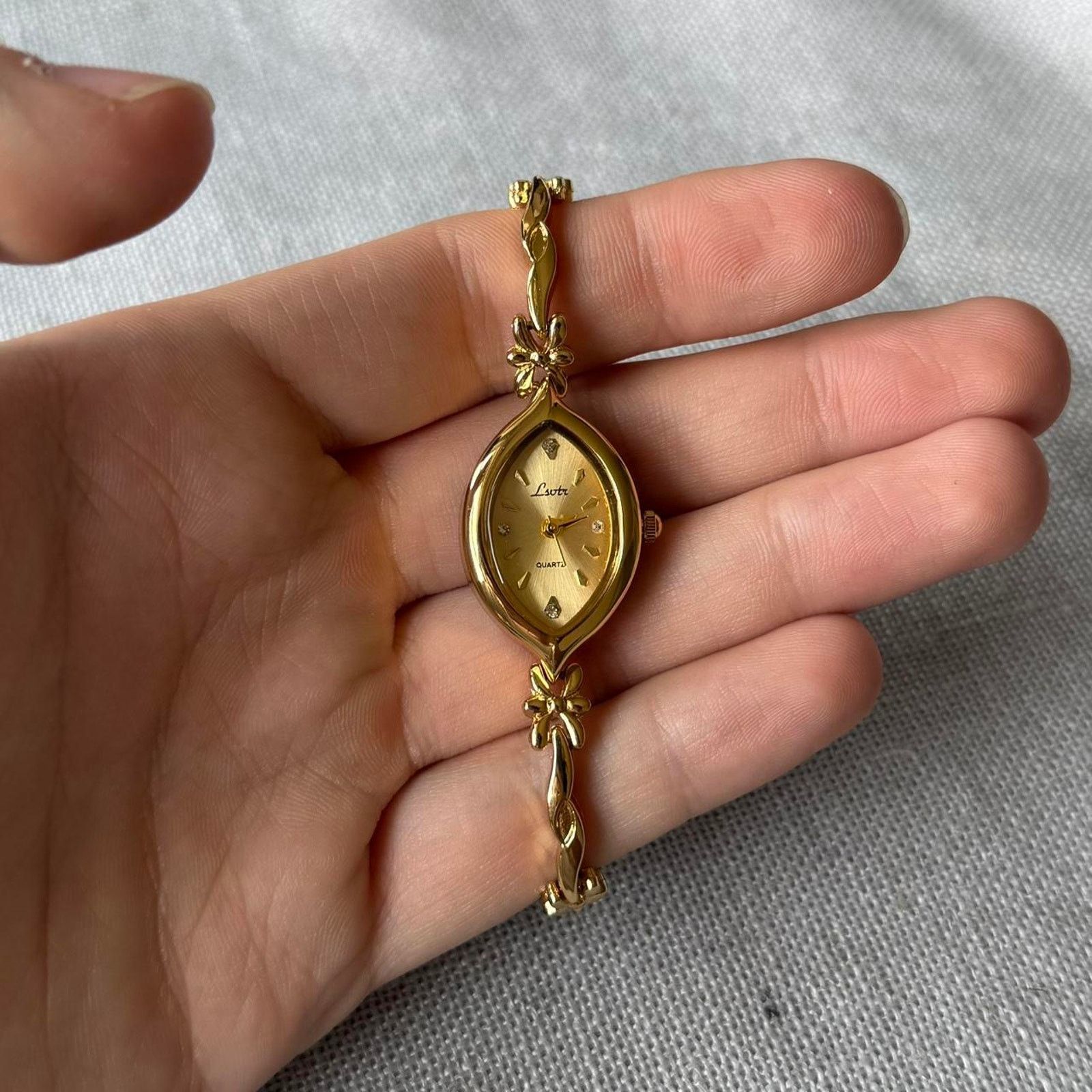 Other Elegant gold watch classic vintage WMNS2 Size ONE SIZE - 3 Thumbnail