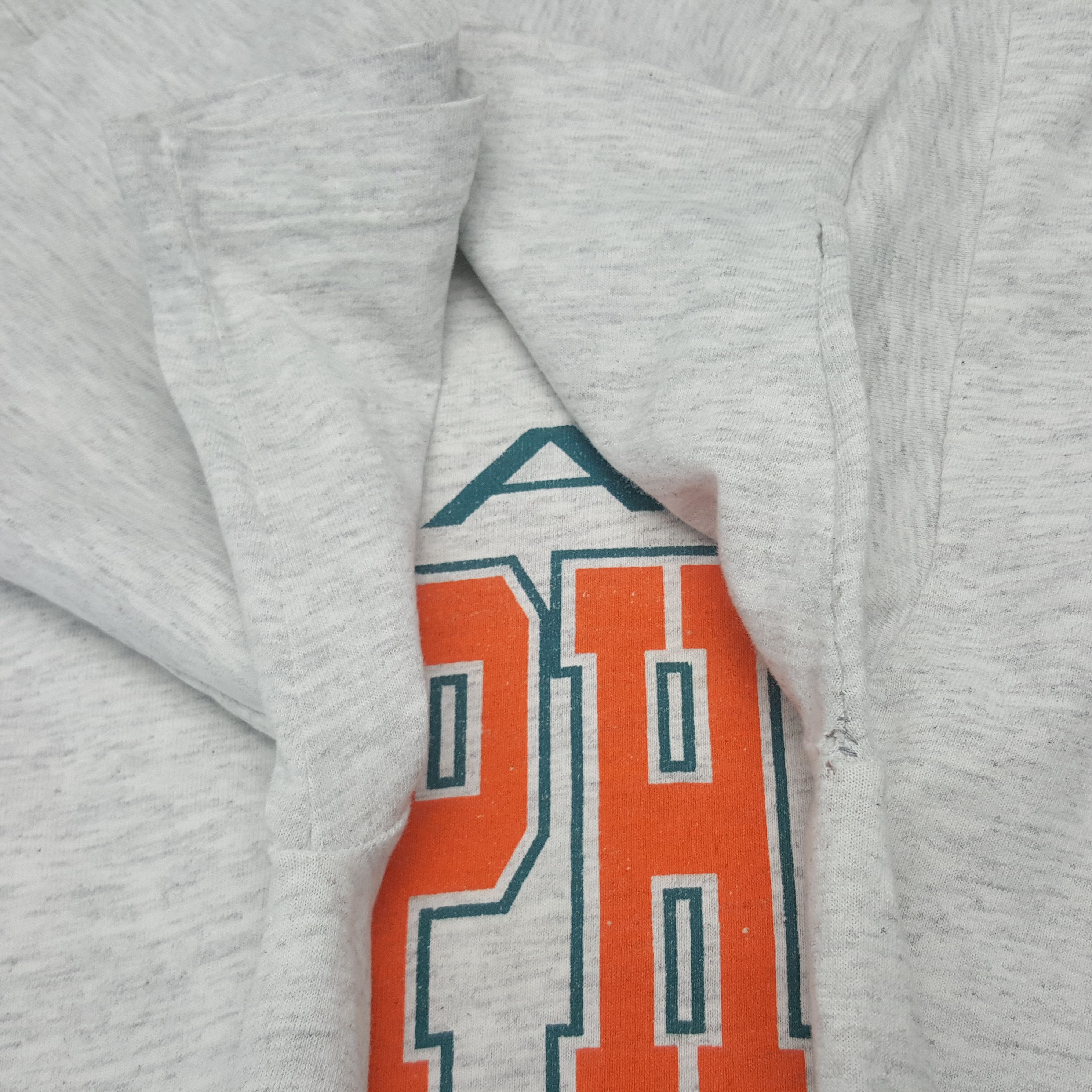 NFL × Starter × Vintage Vintage Miami Dolphins American Football Team Tshirt C276N80 Size US M / EU 48-50 / 2 - 5 Thumbnail